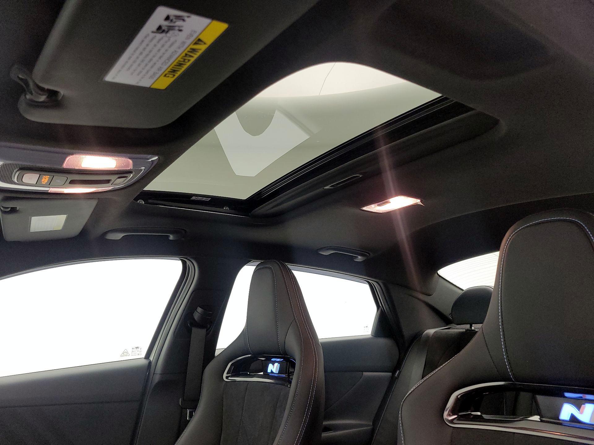 Thumbnail: 2025 Hyundai Elantra - 20