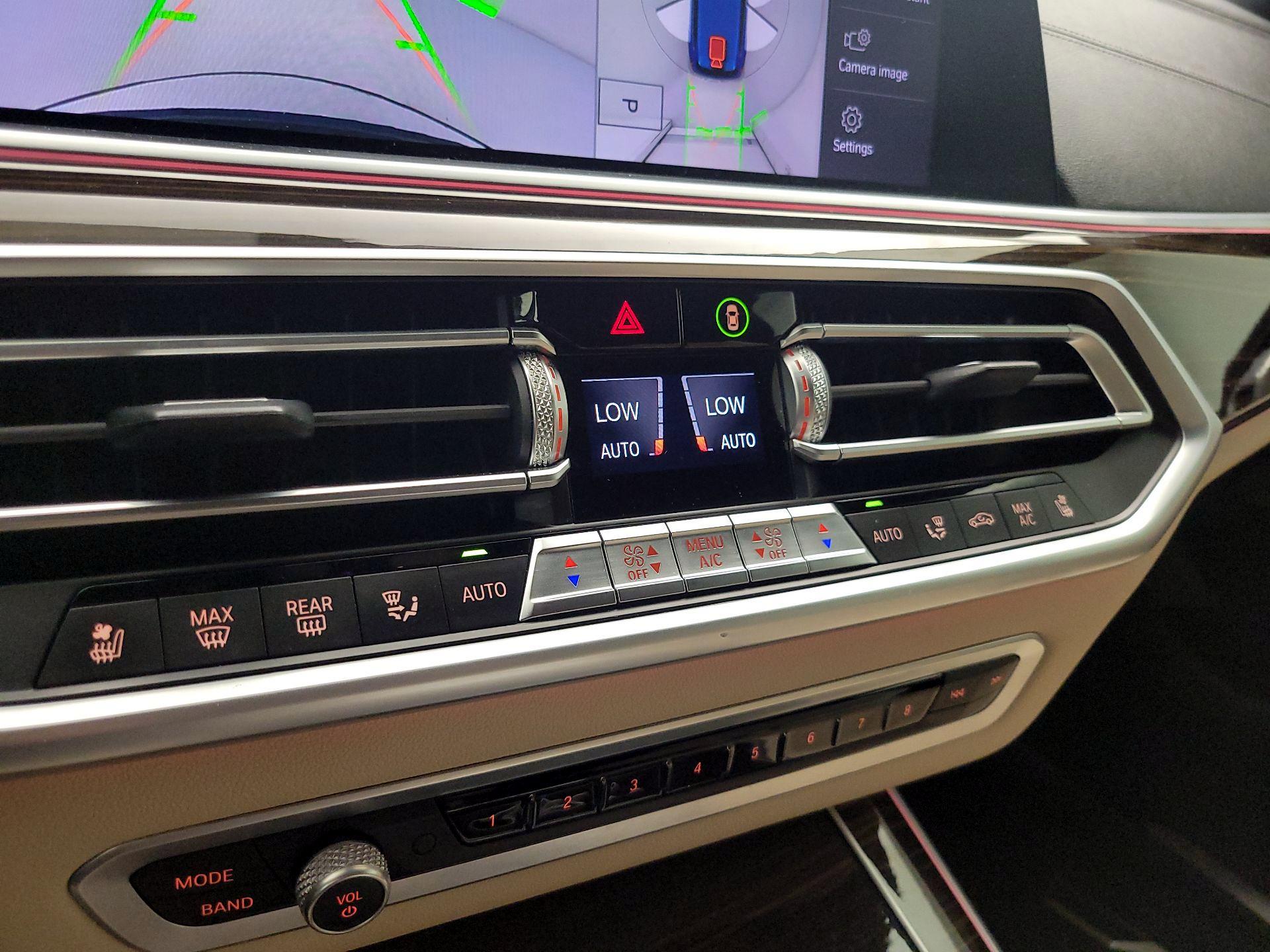 Thumbnail: 2021 BMW X5 - 17