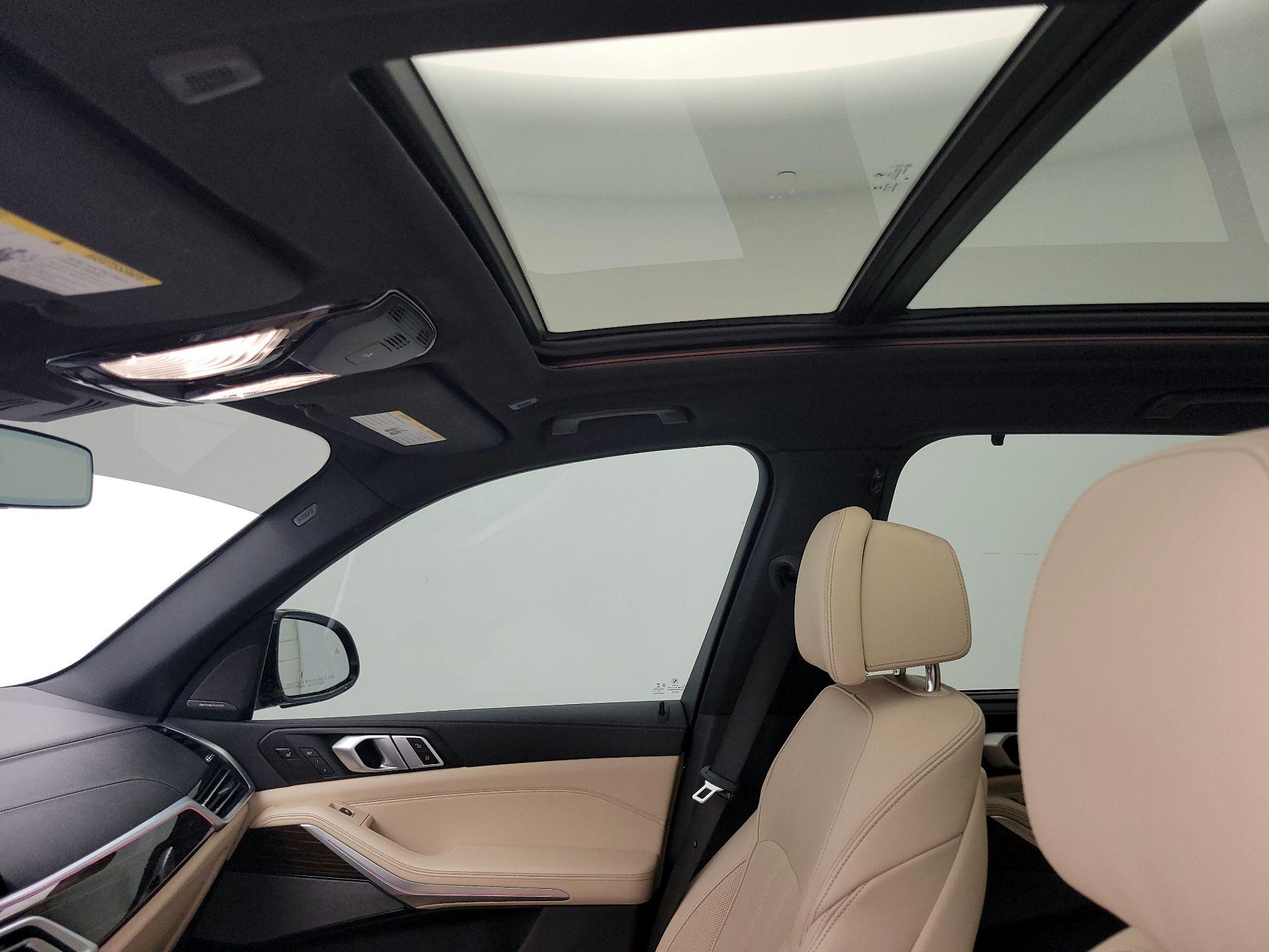 Thumbnail: 2021 BMW X5 - 20