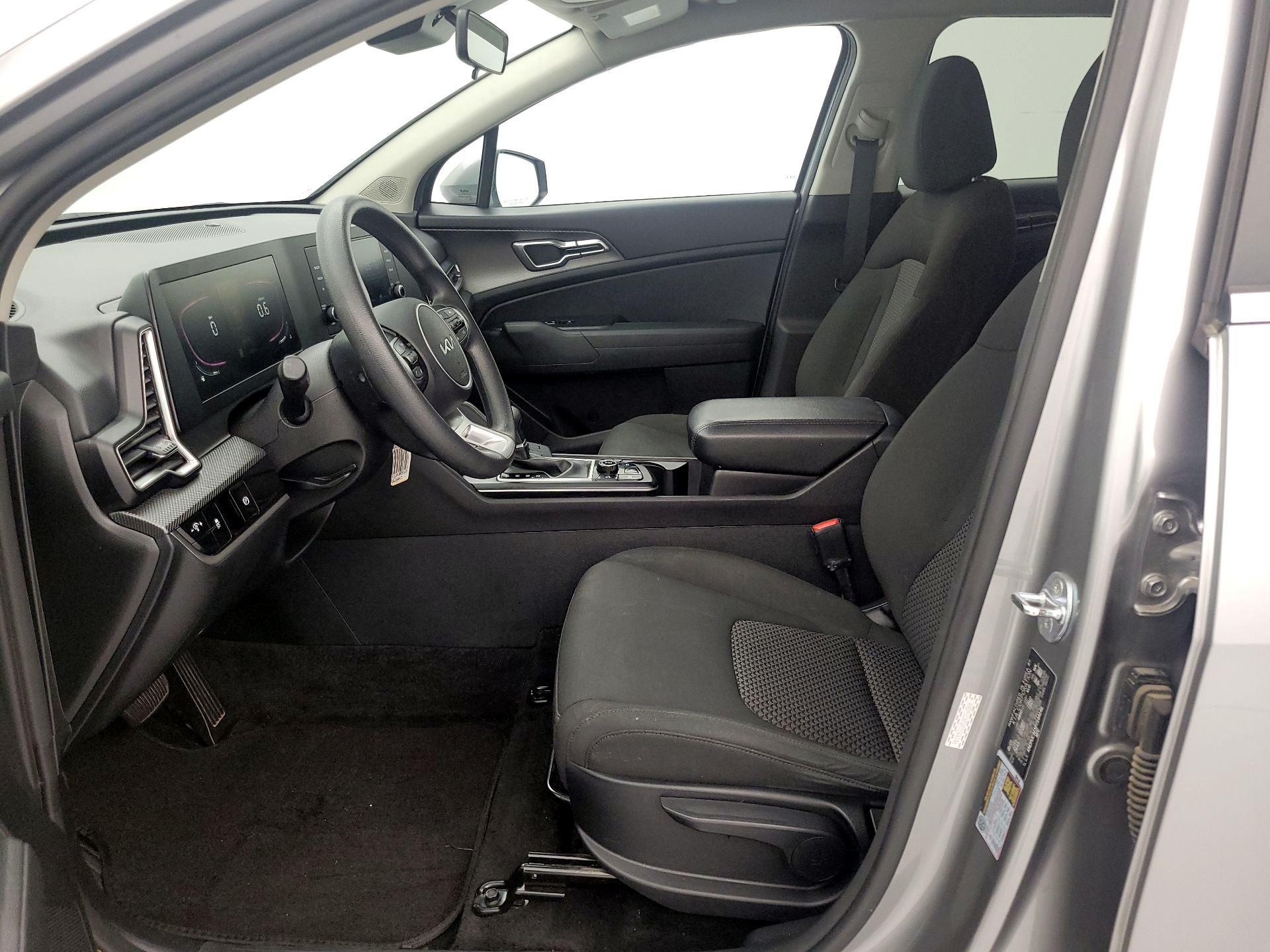 Thumbnail: 2023 Kia Sportage - 11