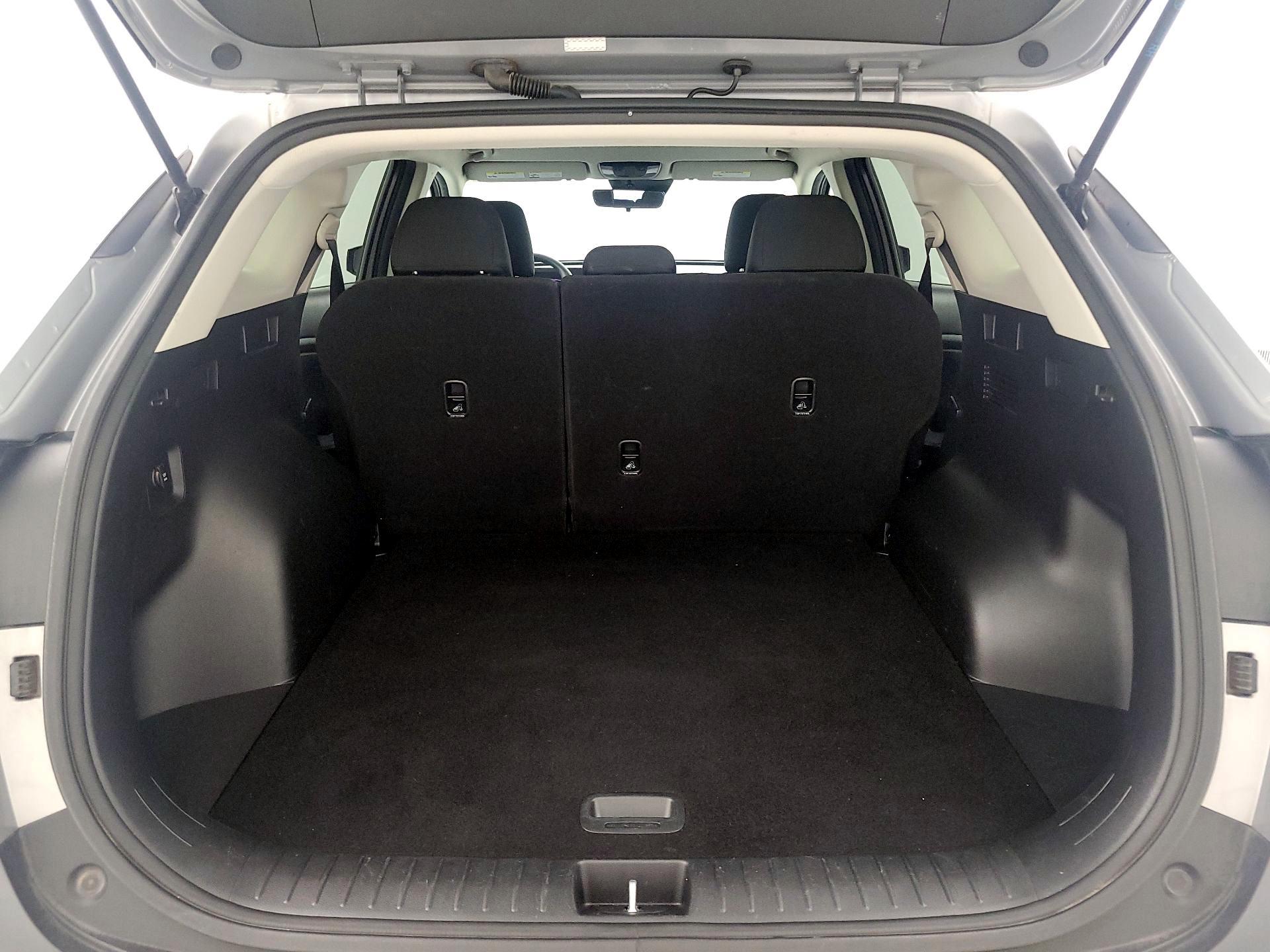 Thumbnail: 2023 Kia Sportage - 20