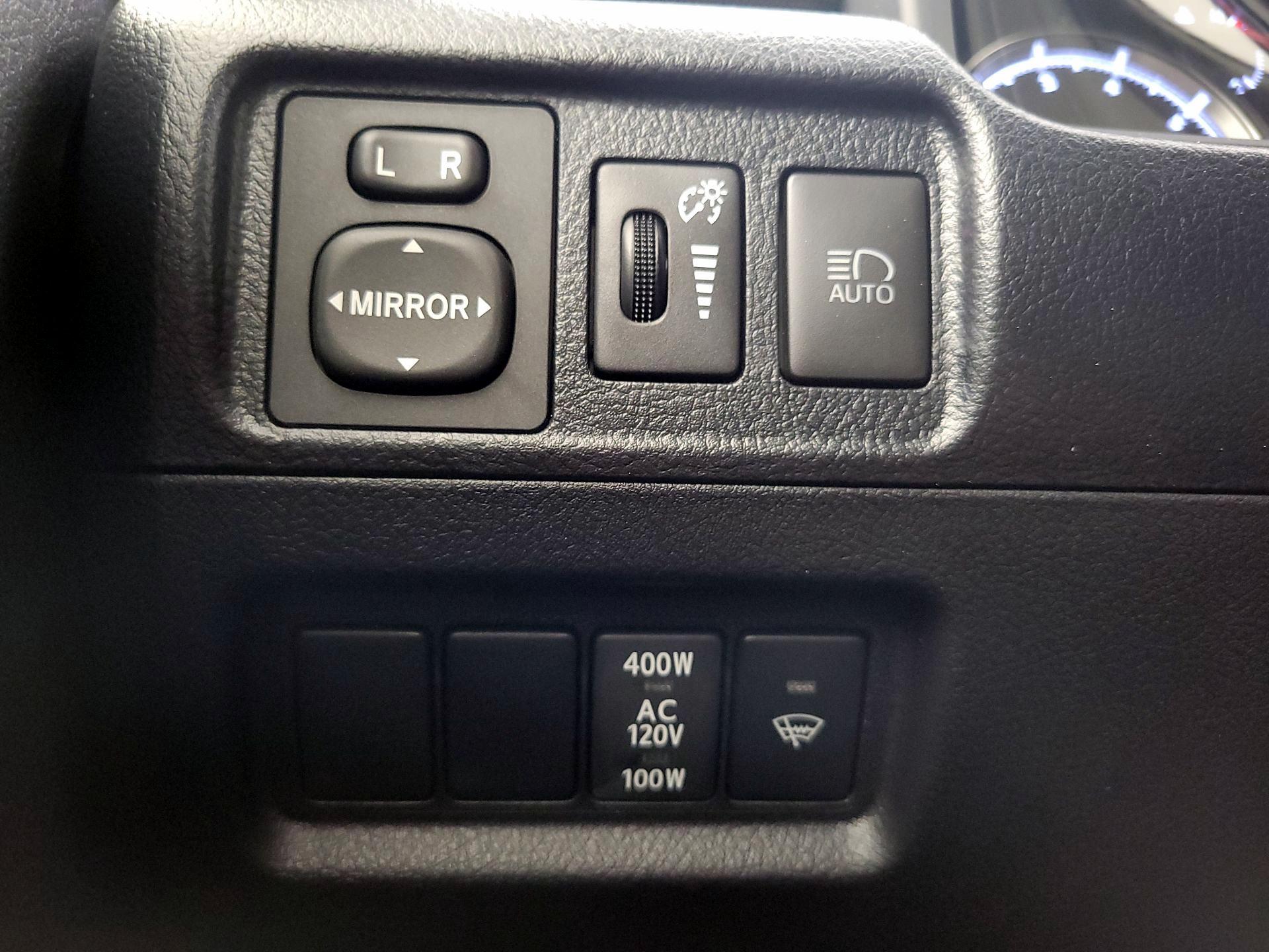 Thumbnail: 2024 Toyota 4Runner - 13