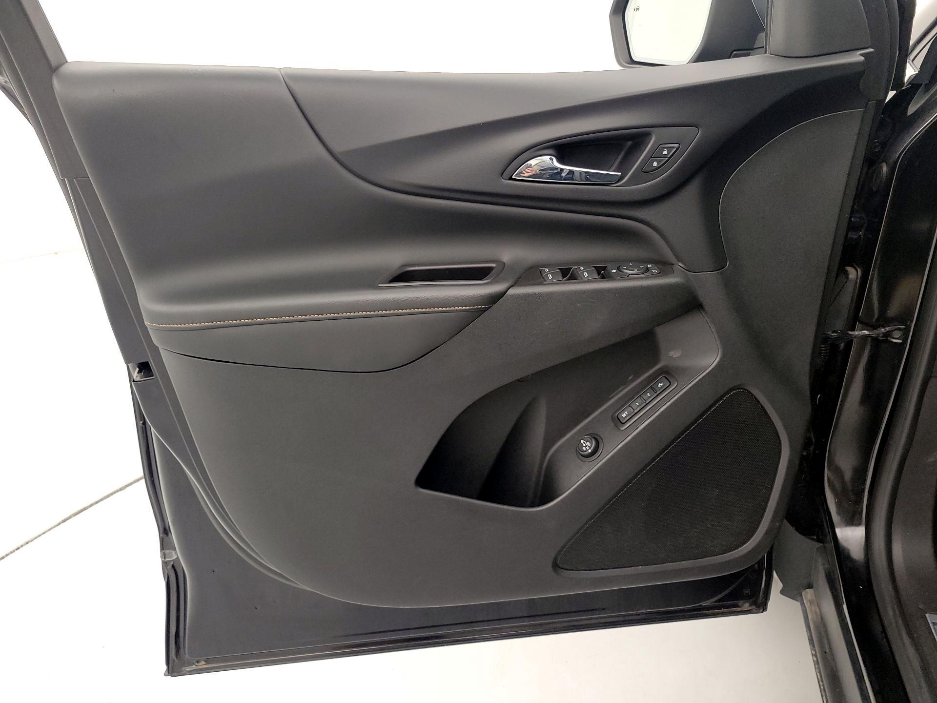 Thumbnail: 2020 Chevrolet Equinox - 12