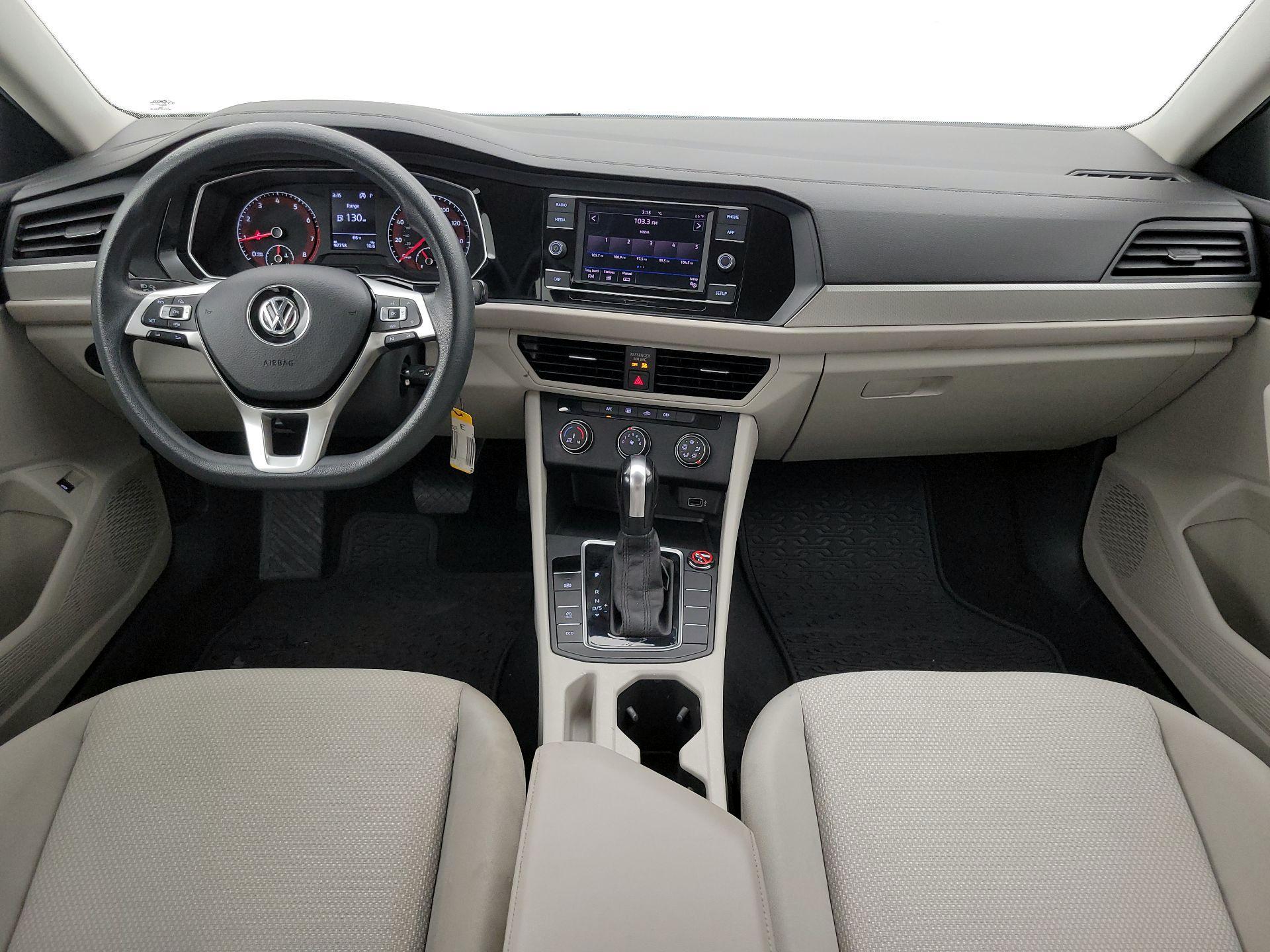 Thumbnail: 2019 Volkswagen Jetta - 9