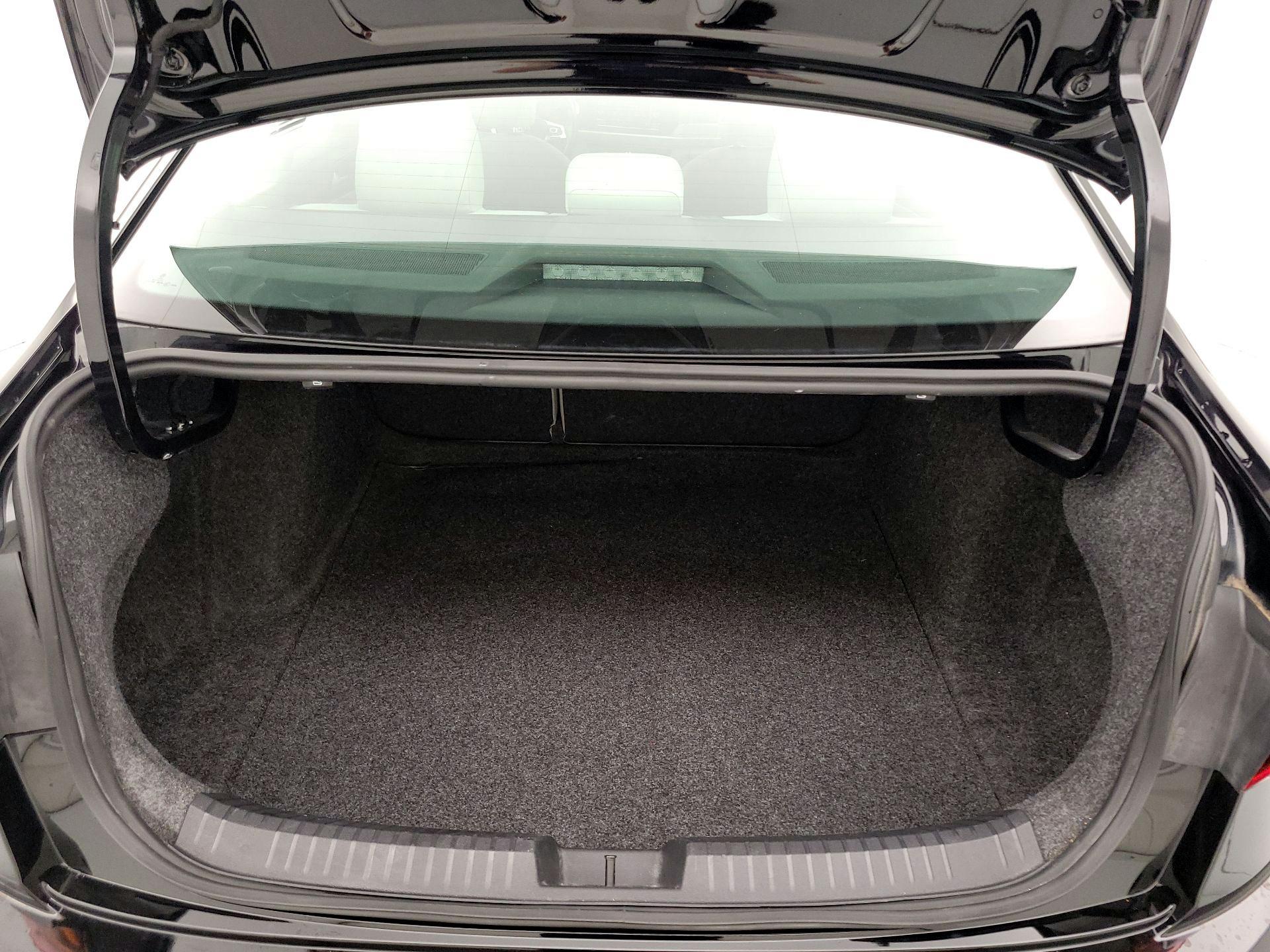 Thumbnail: 2019 Volkswagen Jetta - 20