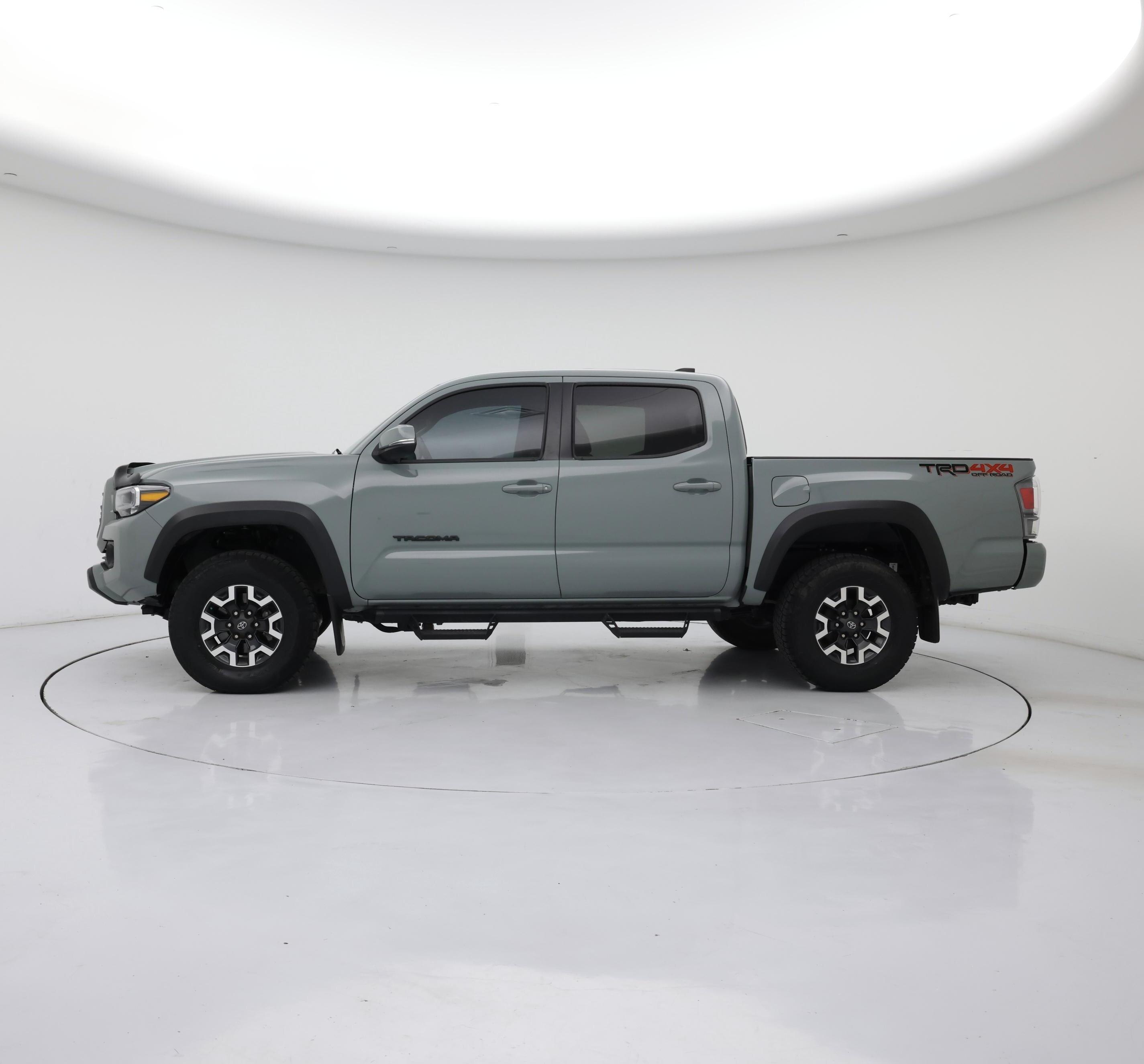 Thumbnail: 2023 Toyota Tacoma - 3