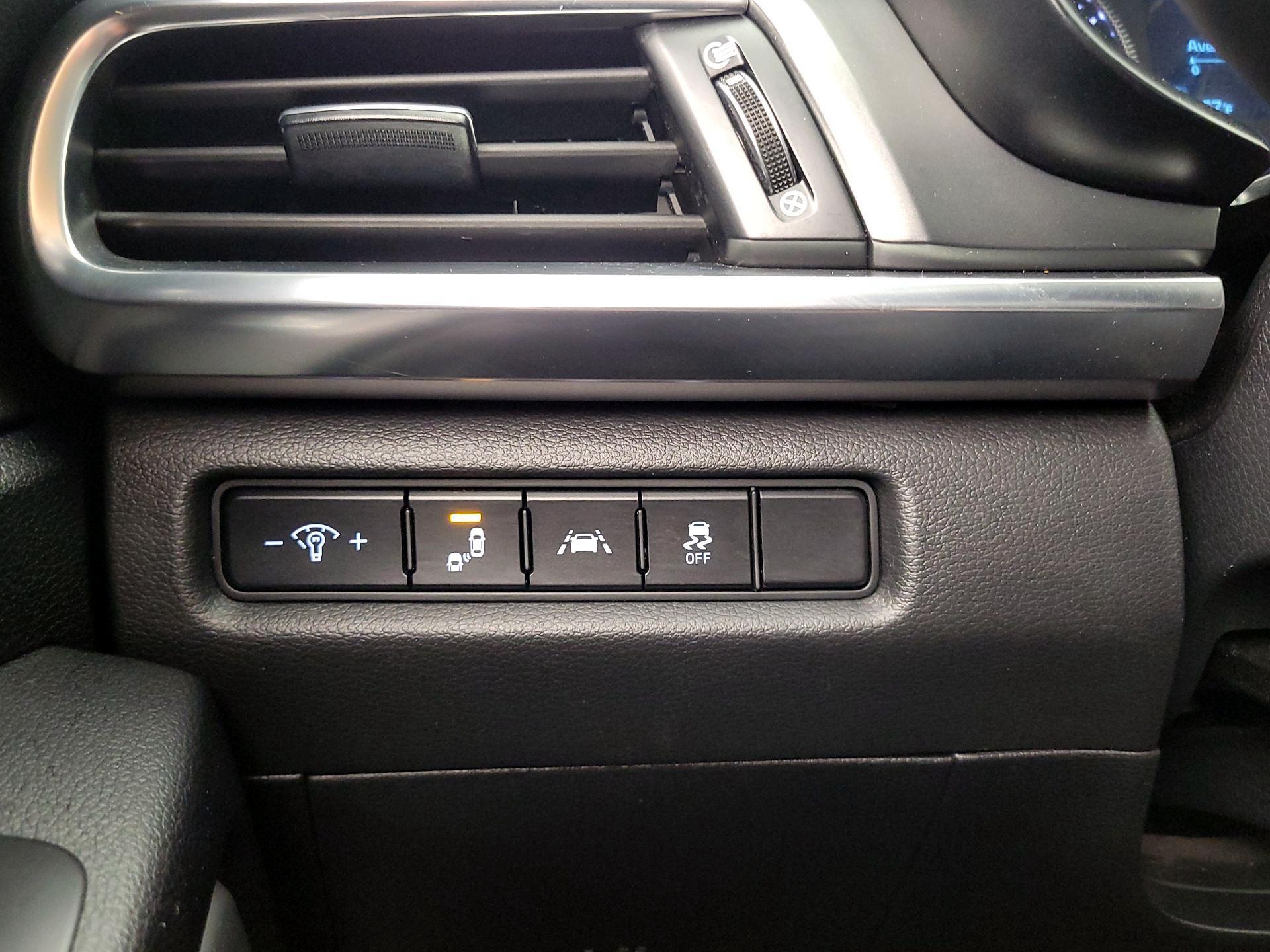 Thumbnail: 2022 Kia Telluride - 13