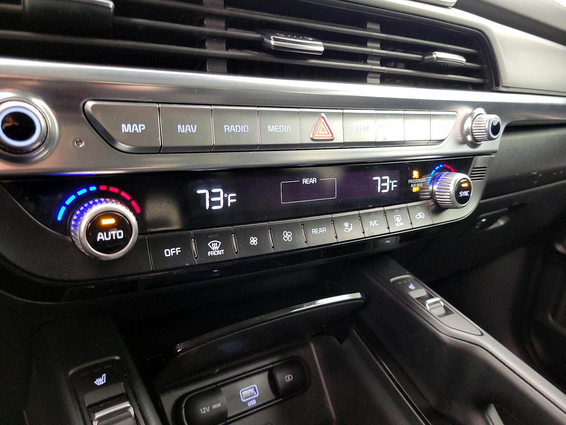 Thumbnail: 2022 Kia Telluride - 17