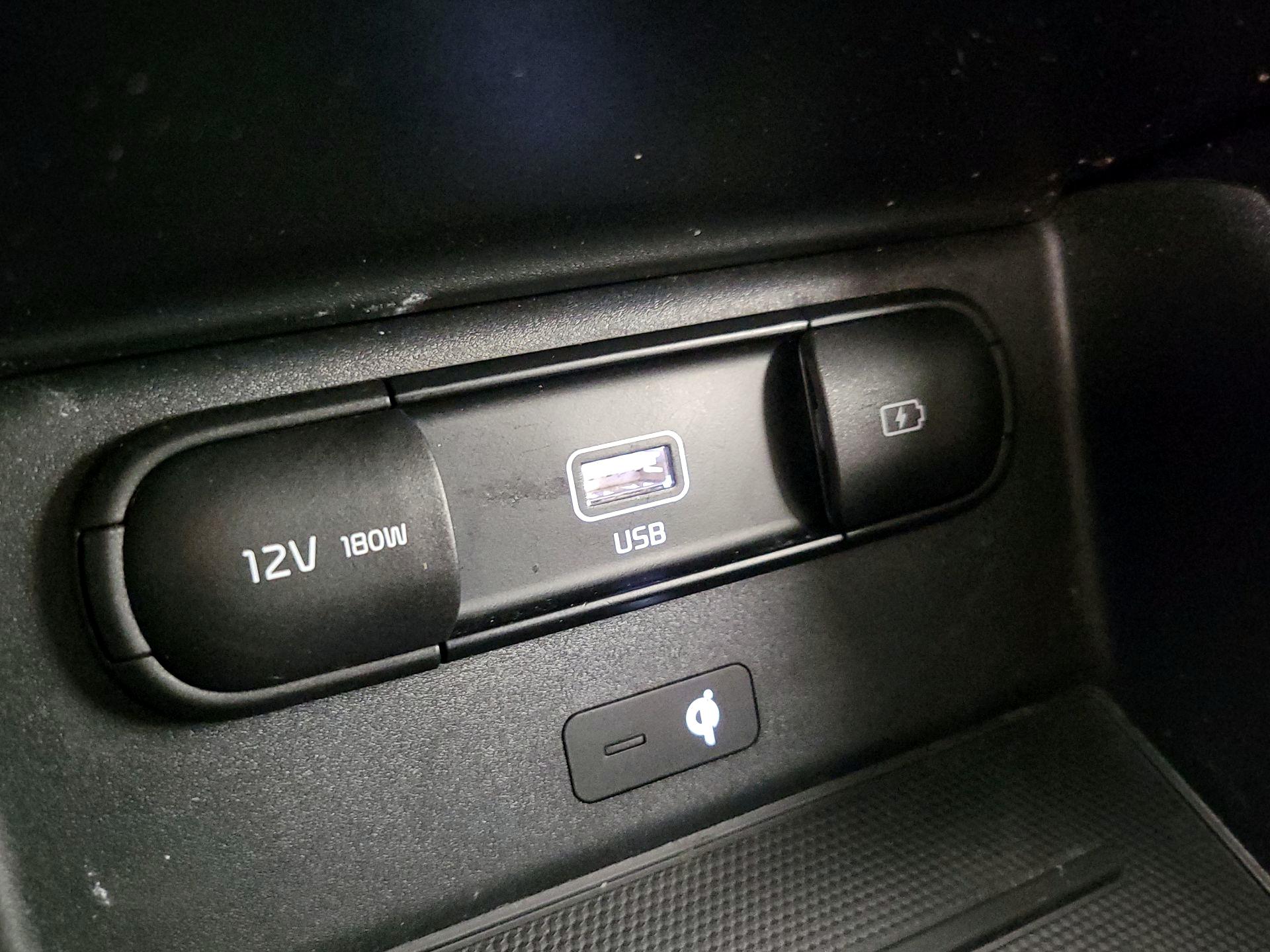 Thumbnail: 2022 Kia Telluride - 19