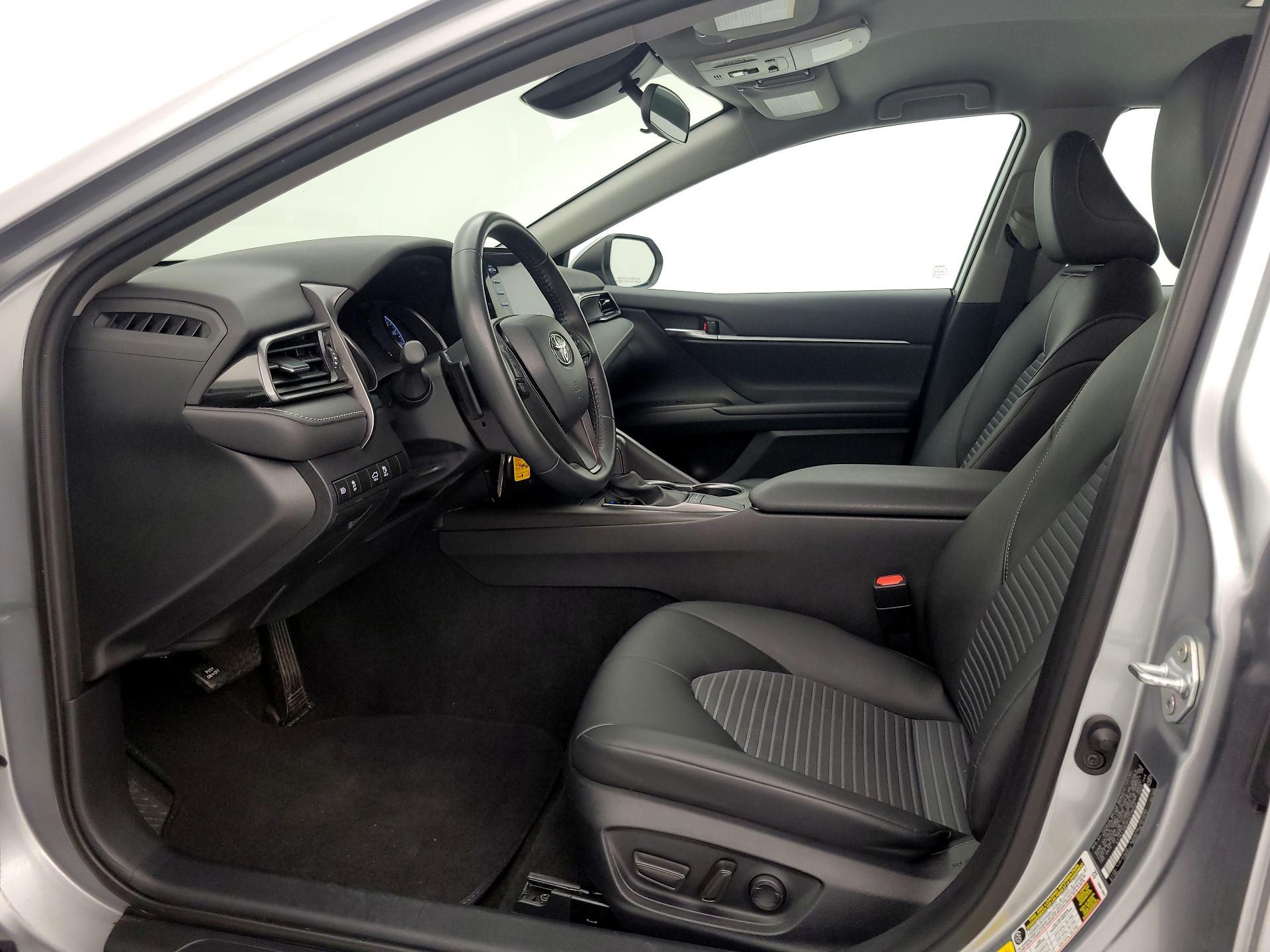 Thumbnail: 2023 Toyota Camry - 11