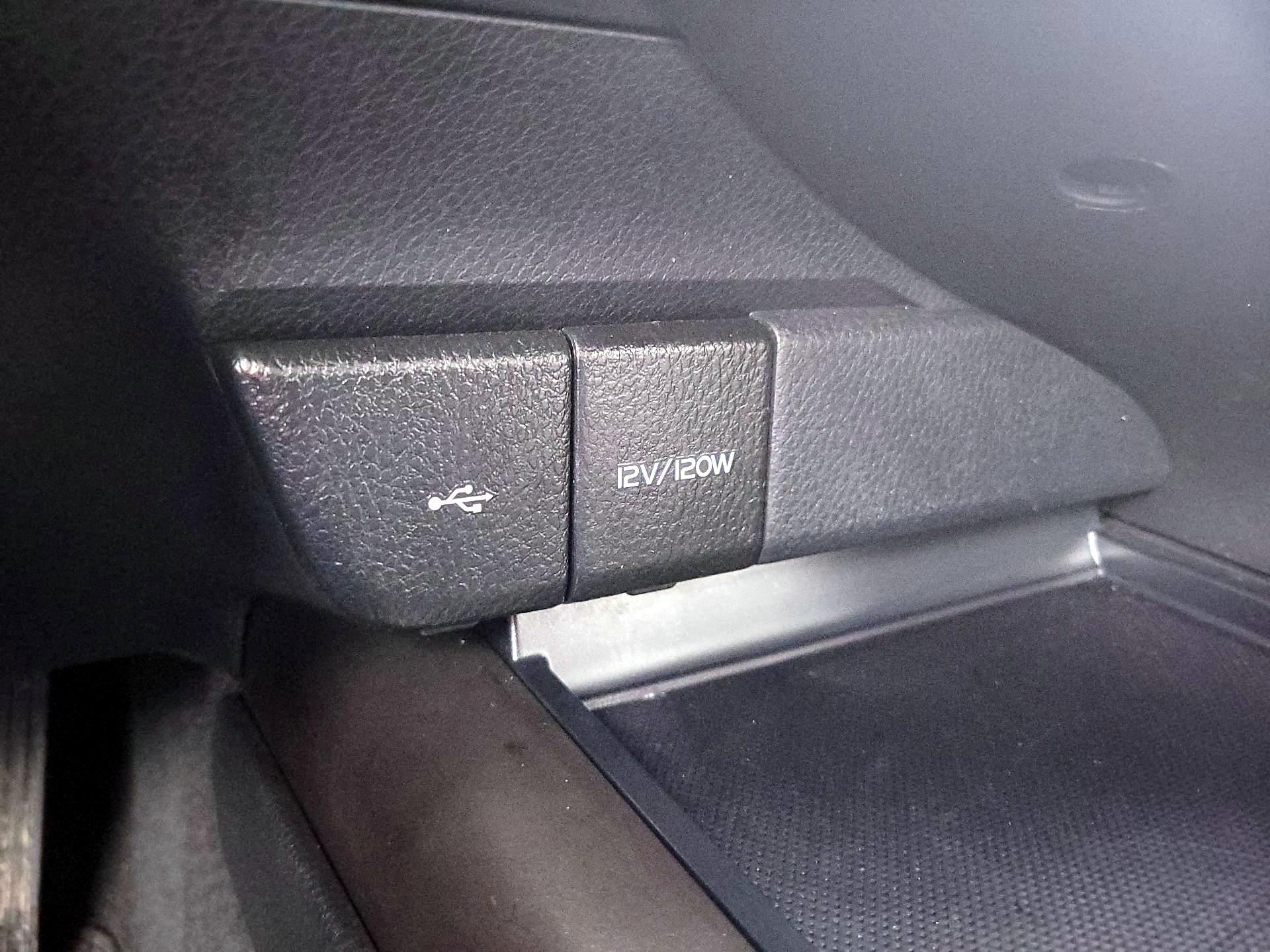 Thumbnail: 2023 Toyota Camry - 18