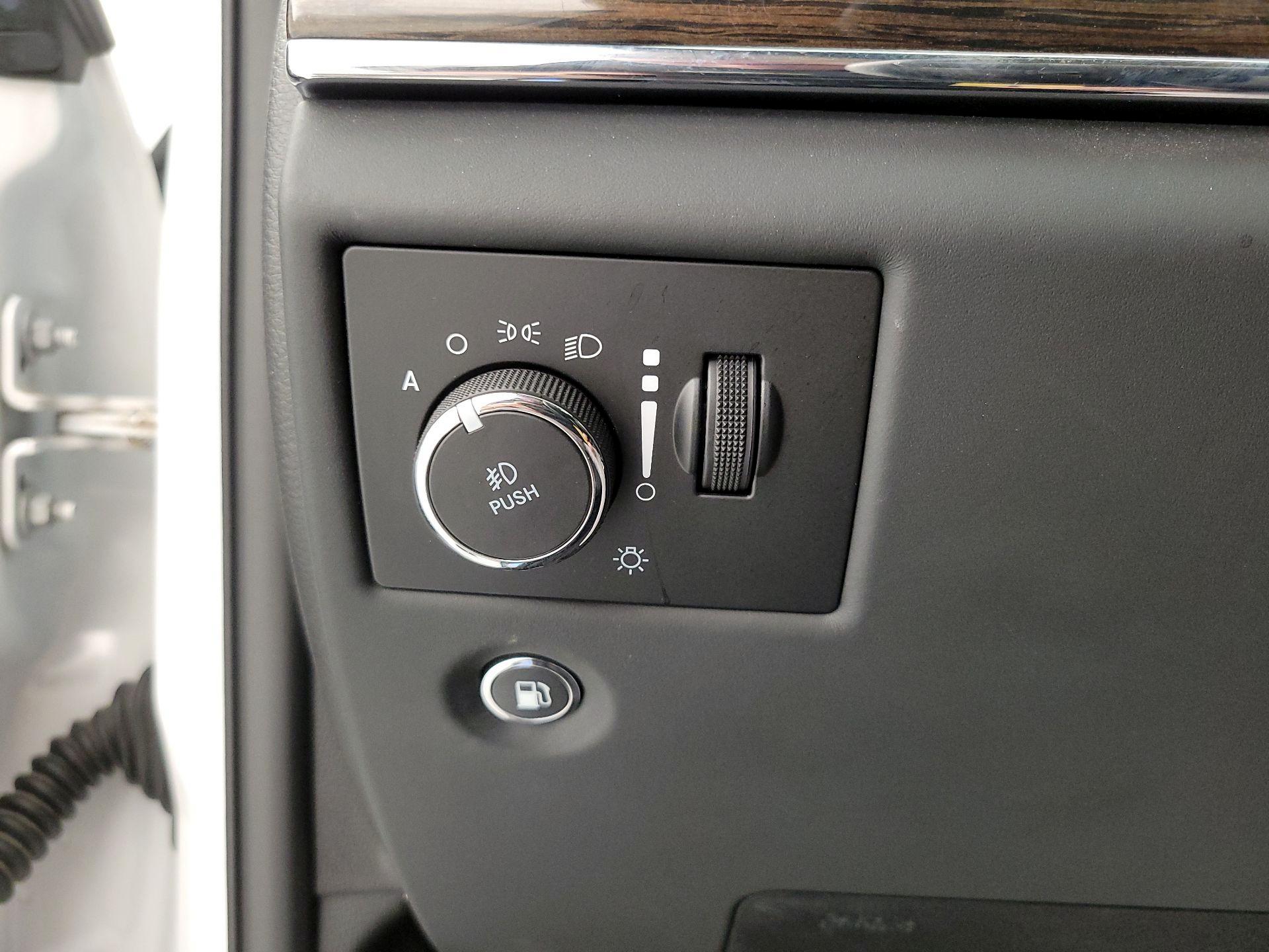 Thumbnail: 2019 Jeep Grand Cherokee - 13