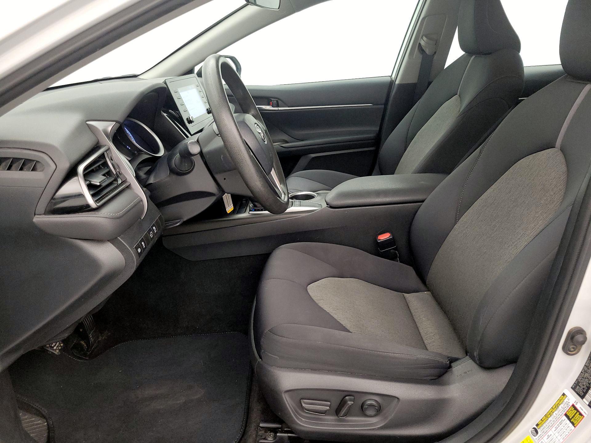 Thumbnail: 2022 Toyota Camry - 11