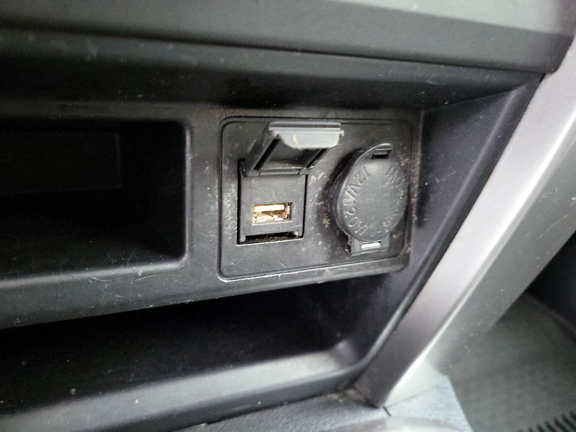 Thumbnail: 2020 Toyota 4Runner - 18