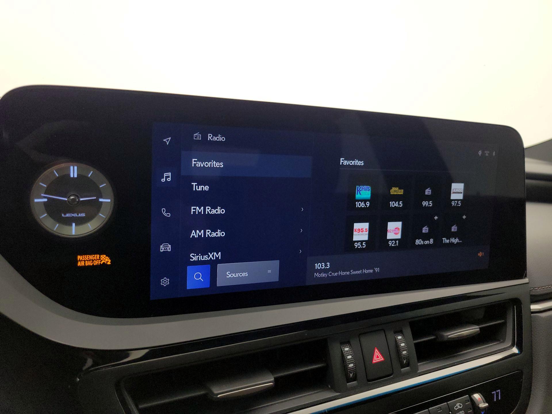 Thumbnail: 2024 Lexus ES - 15