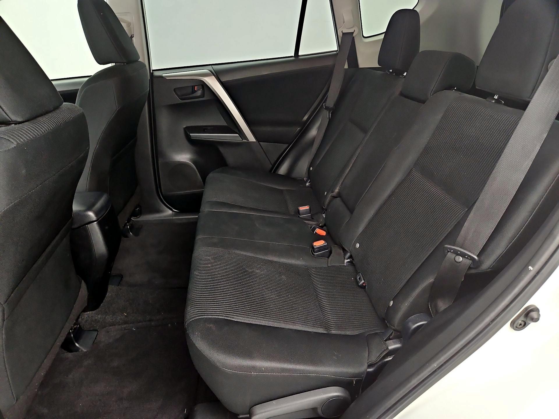 Thumbnail: 2017 Toyota RAV4 - 19