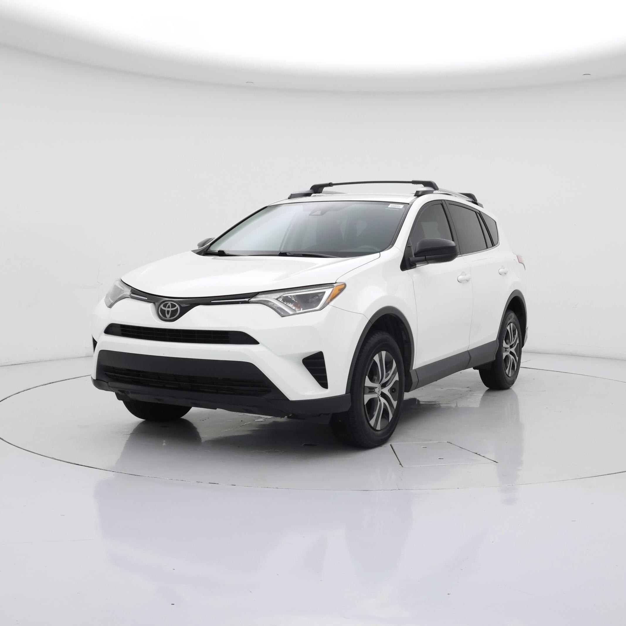 Thumbnail: 2017 Toyota RAV4 - 4