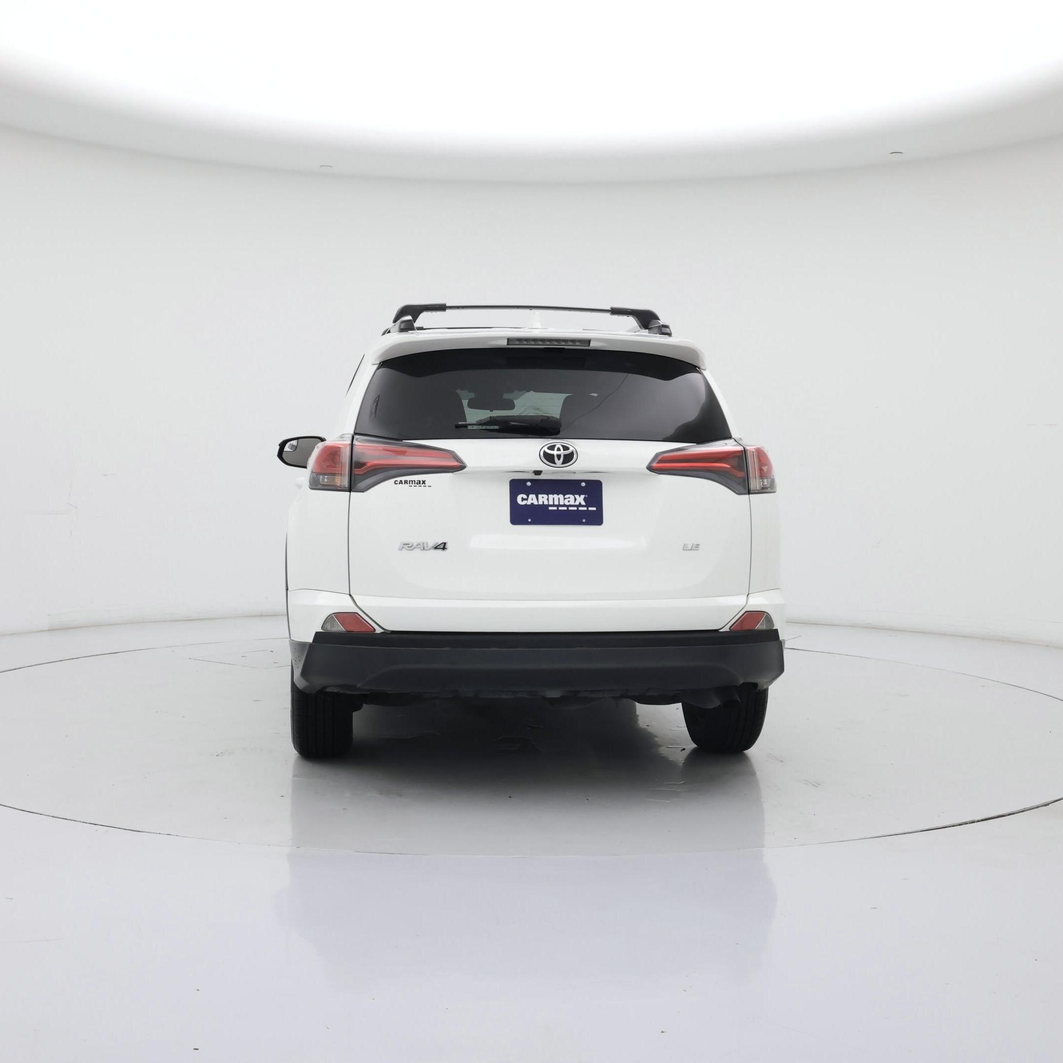 Thumbnail: 2017 Toyota RAV4 - 6
