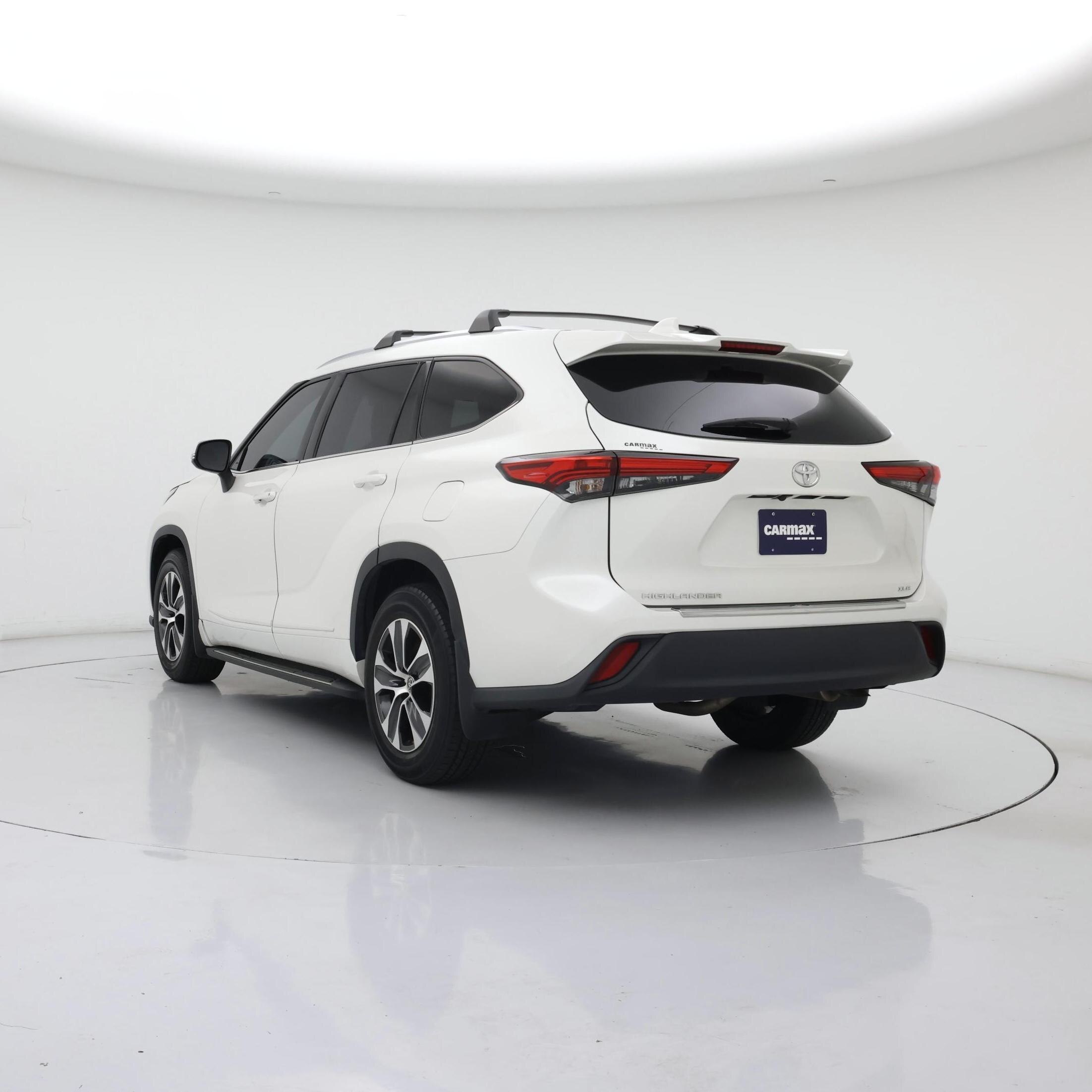 Thumbnail: 2021 Toyota Highlander - 2
