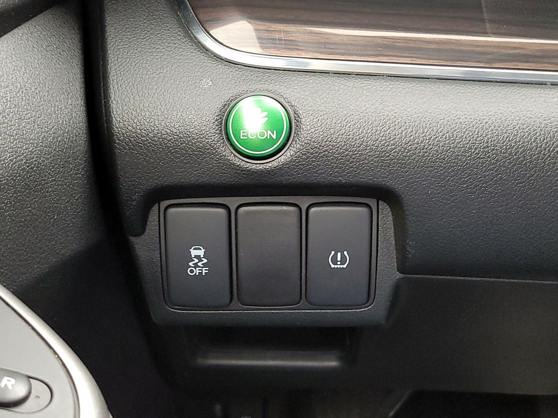 Thumbnail: 2016 Honda CR-V - 13