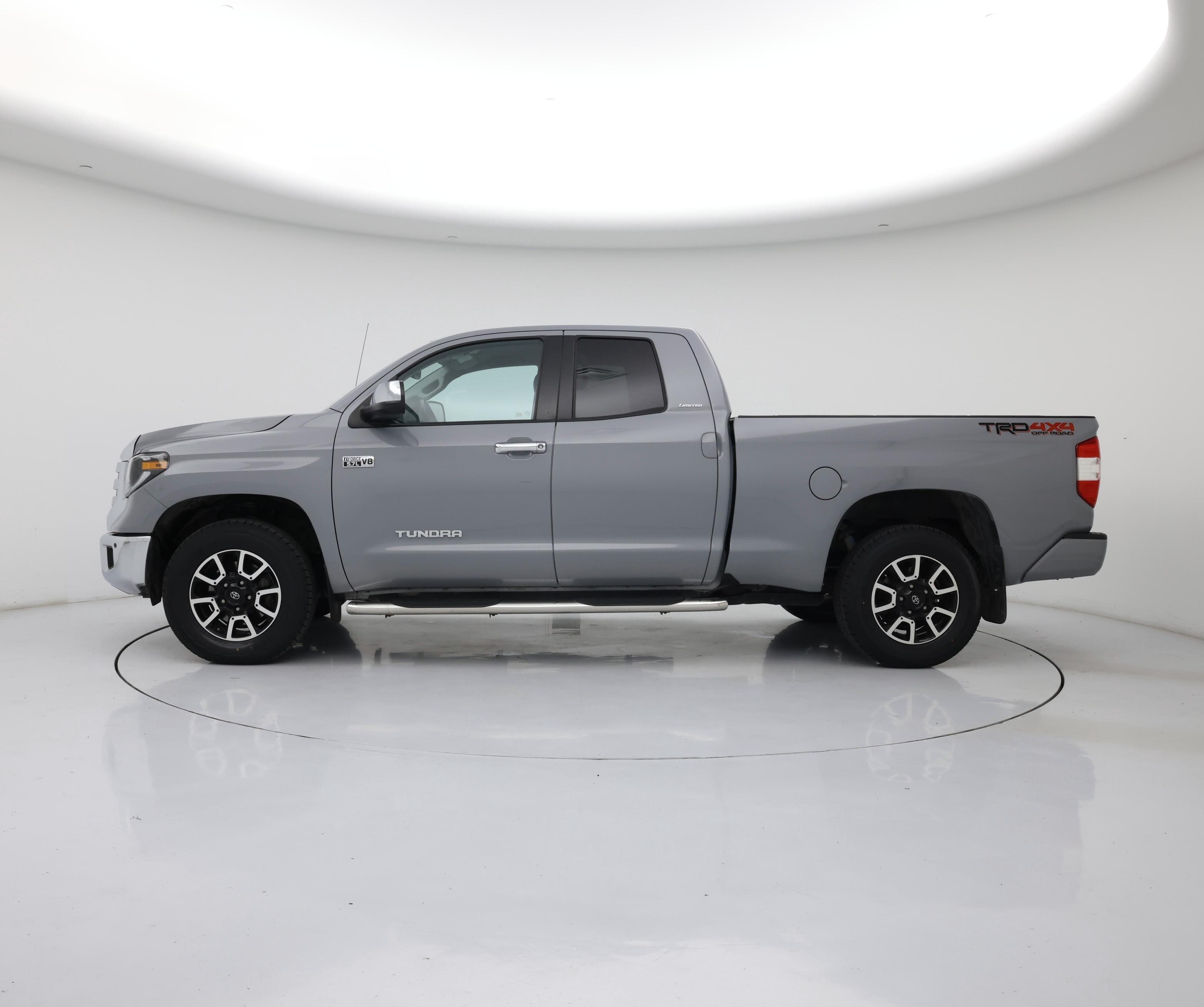 Thumbnail: 2019 Toyota Tundra - 3