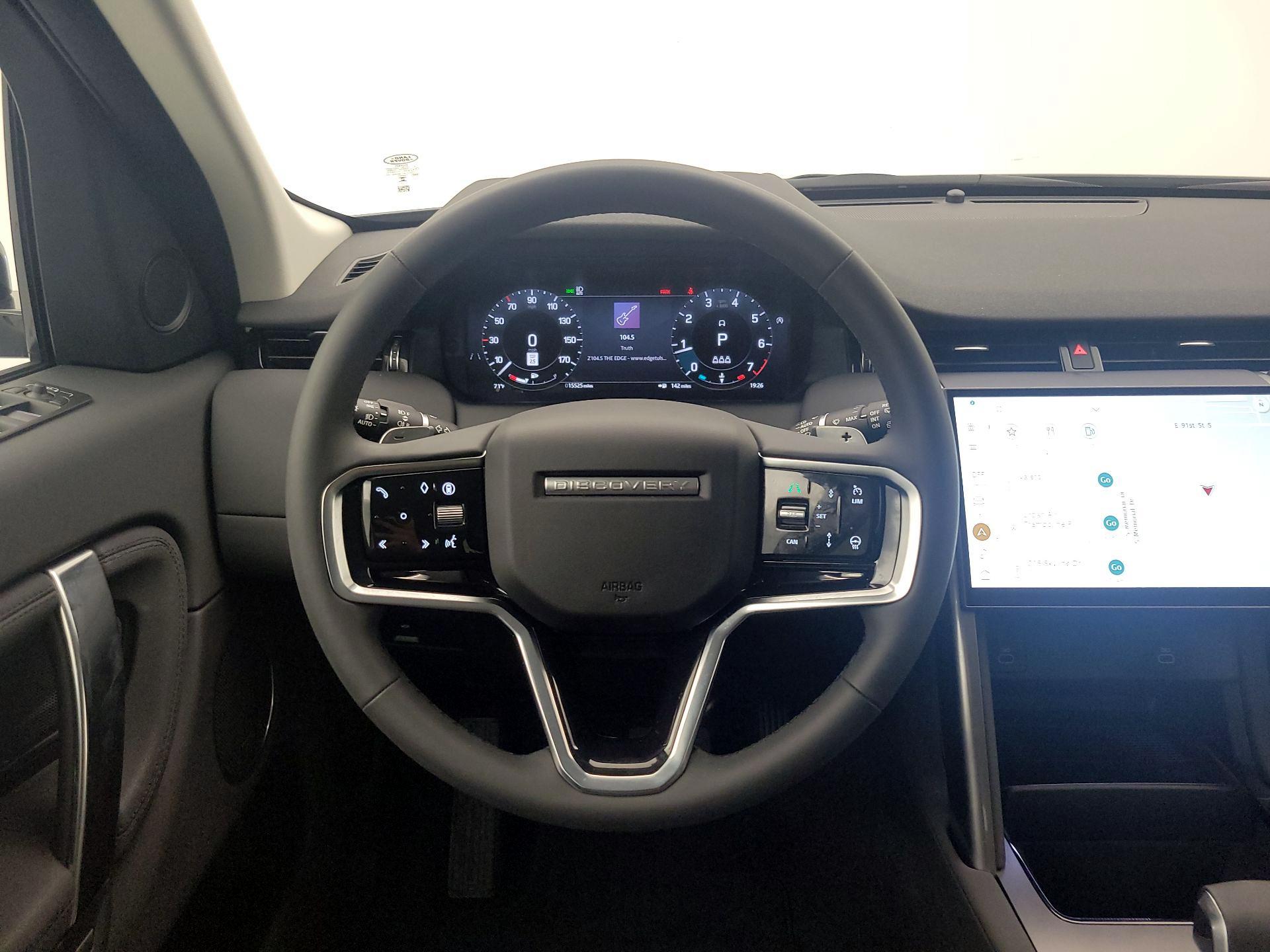 Thumbnail: 2025 Land Rover Discovery Sport - 10