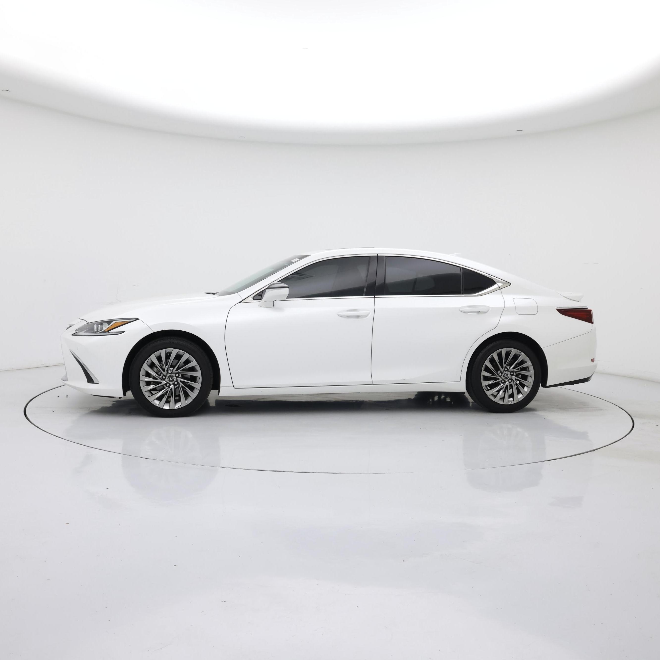 Thumbnail: 2024 Lexus ES - 3
