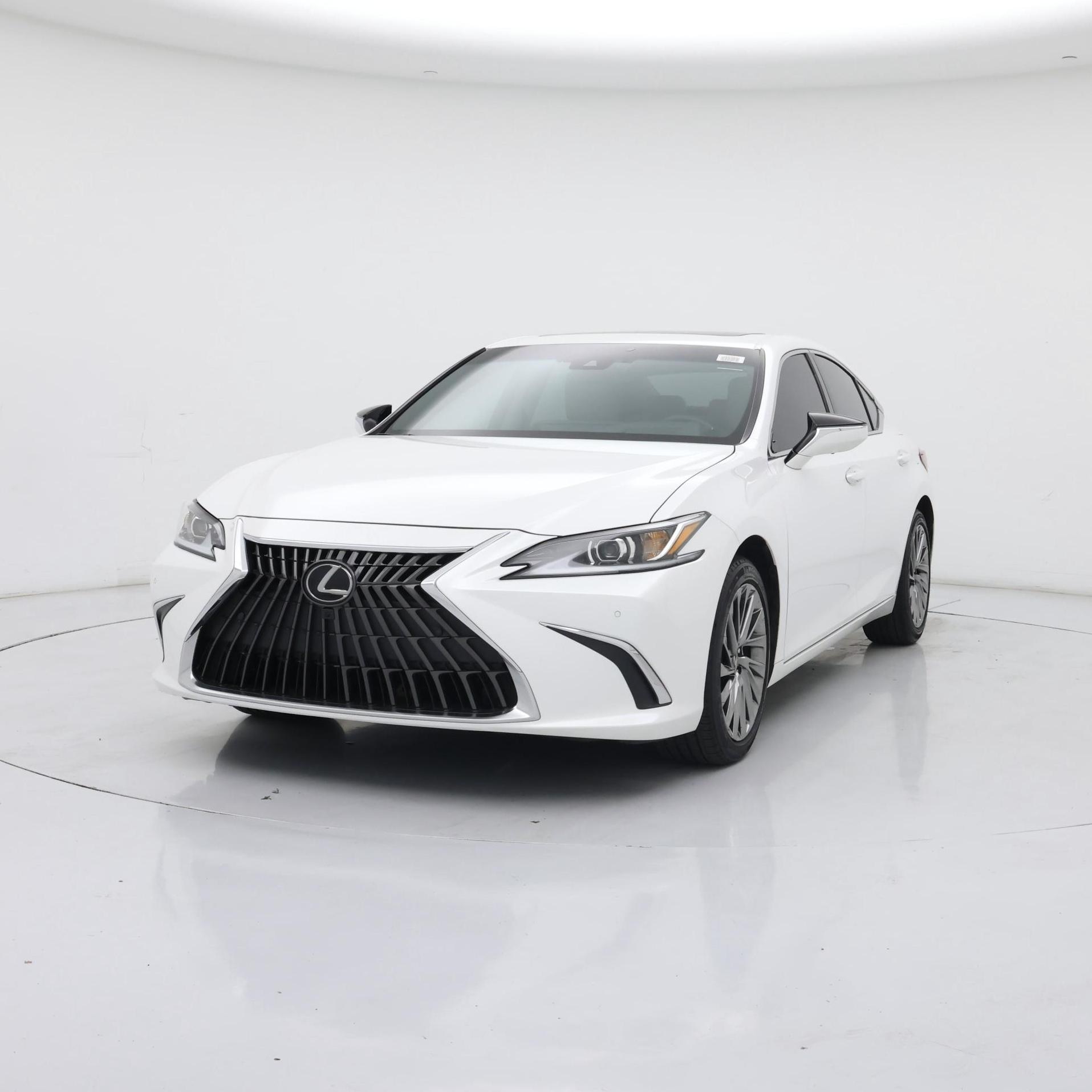 Thumbnail: 2024 Lexus ES - 4