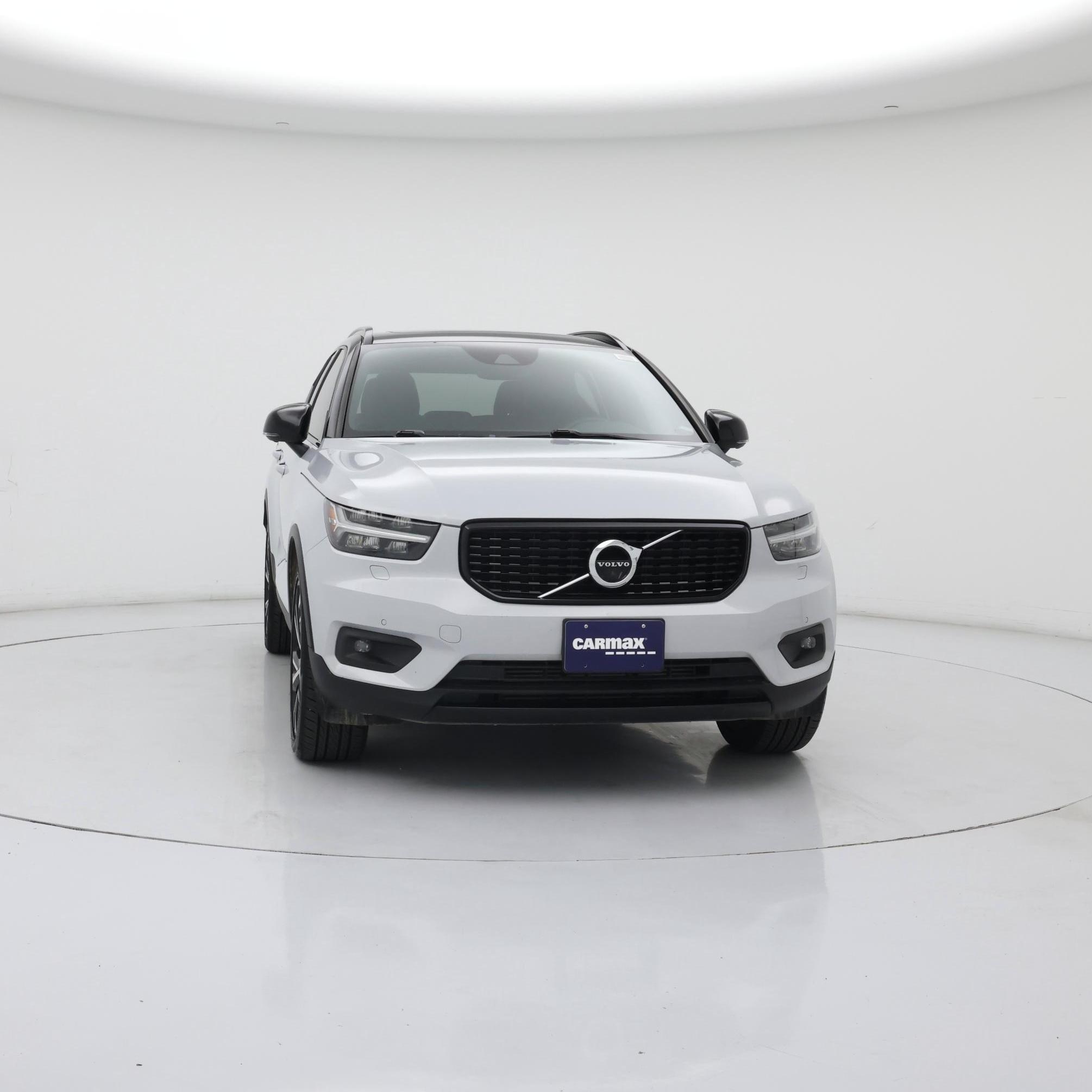 Thumbnail: 2022 Volvo XC40 - 5