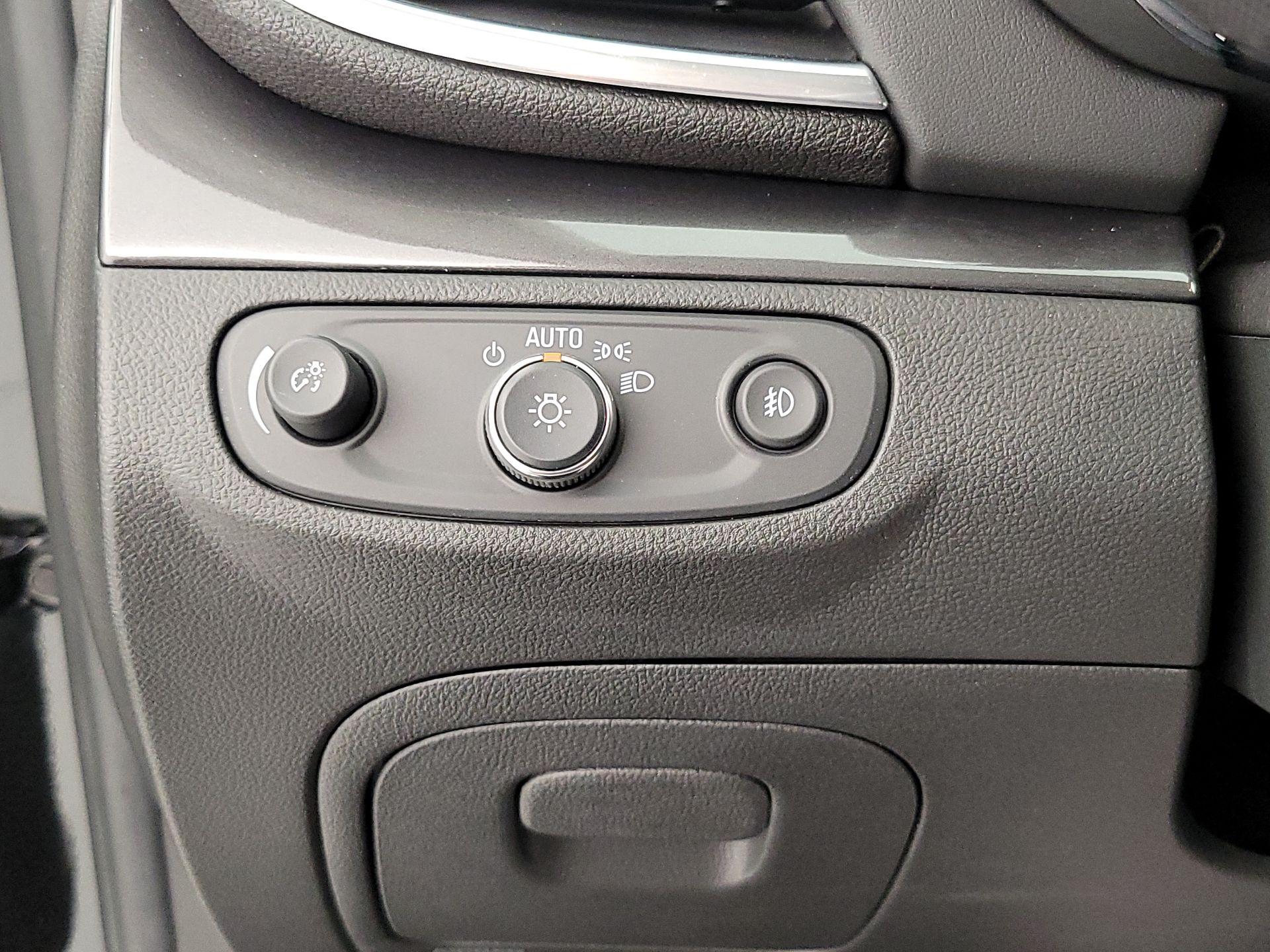 Thumbnail: 2020 Buick Encore - 13
