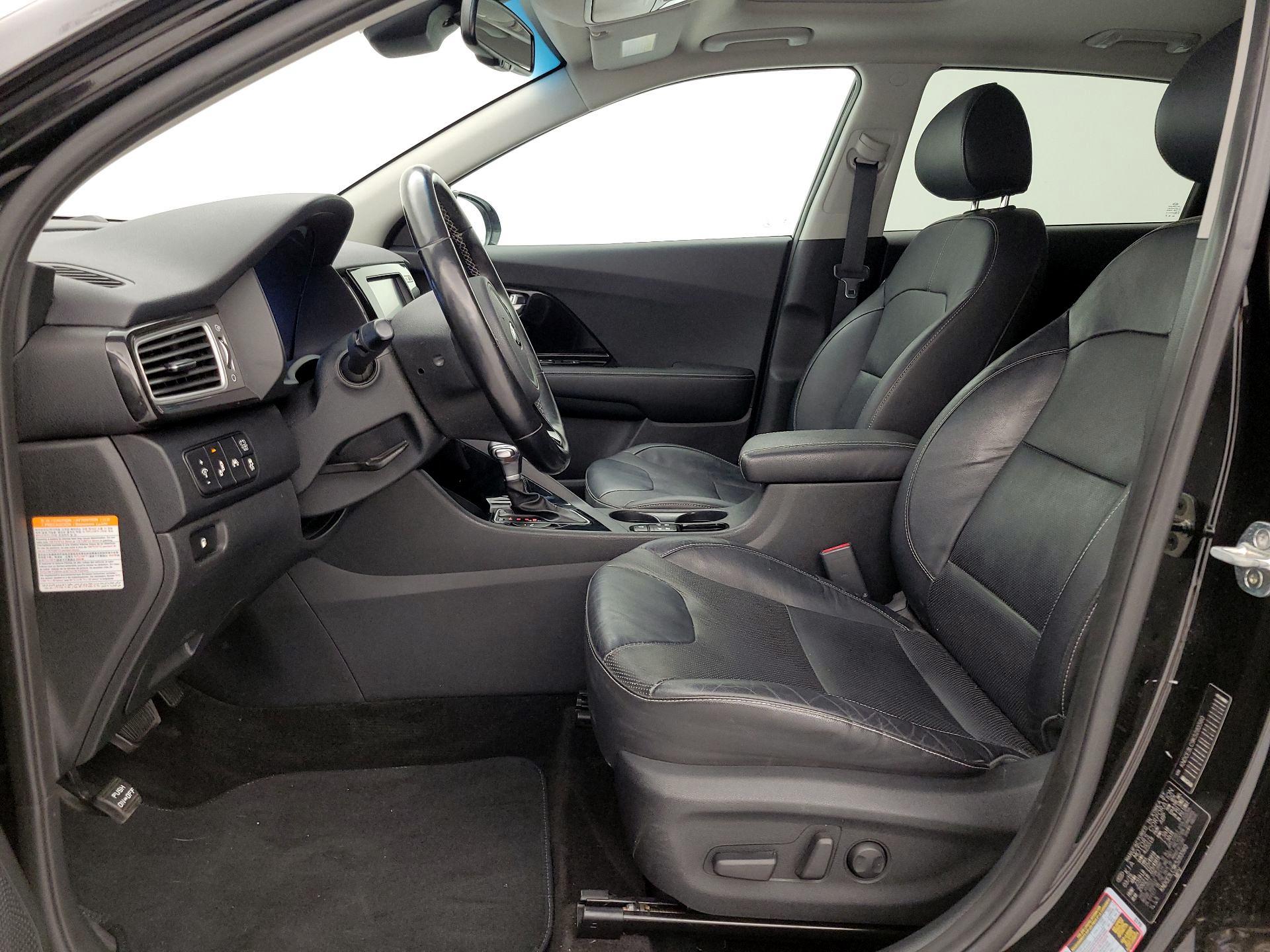 Thumbnail: 2019 Kia Niro - 11