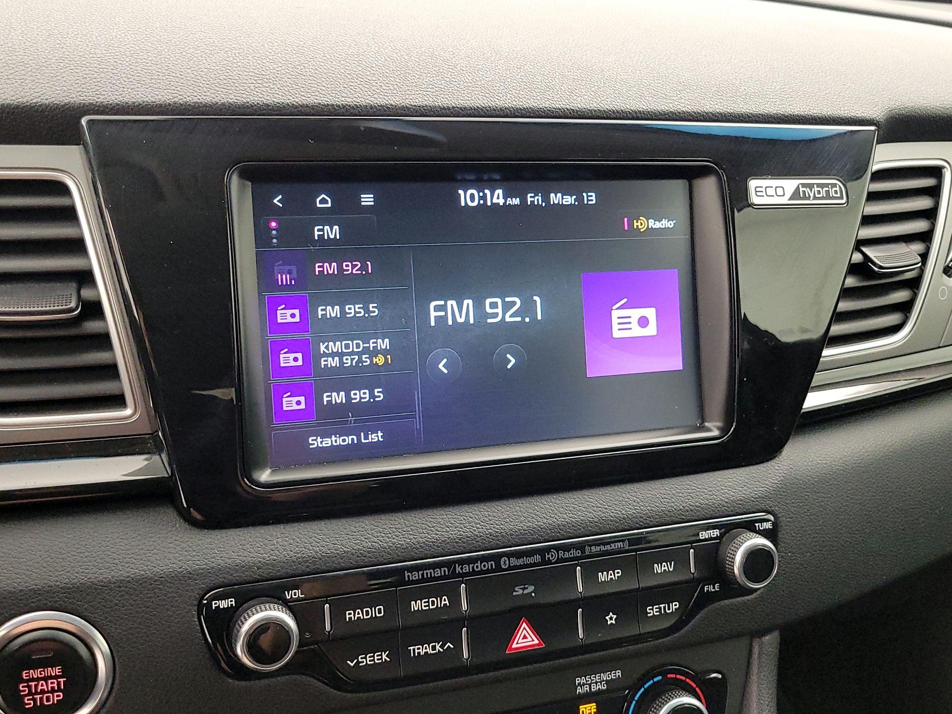 Thumbnail: 2019 Kia Niro - 16