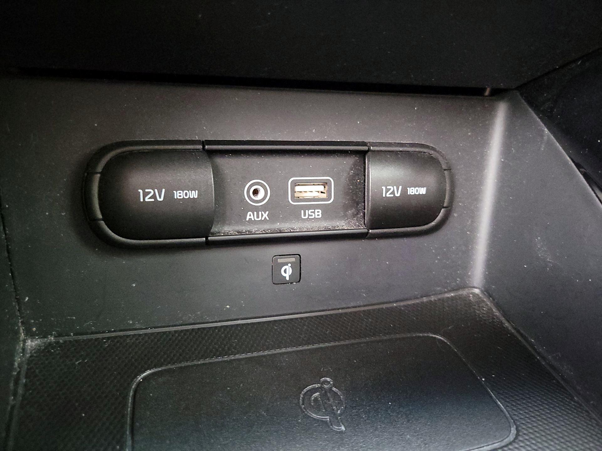 Thumbnail: 2019 Kia Niro - 19