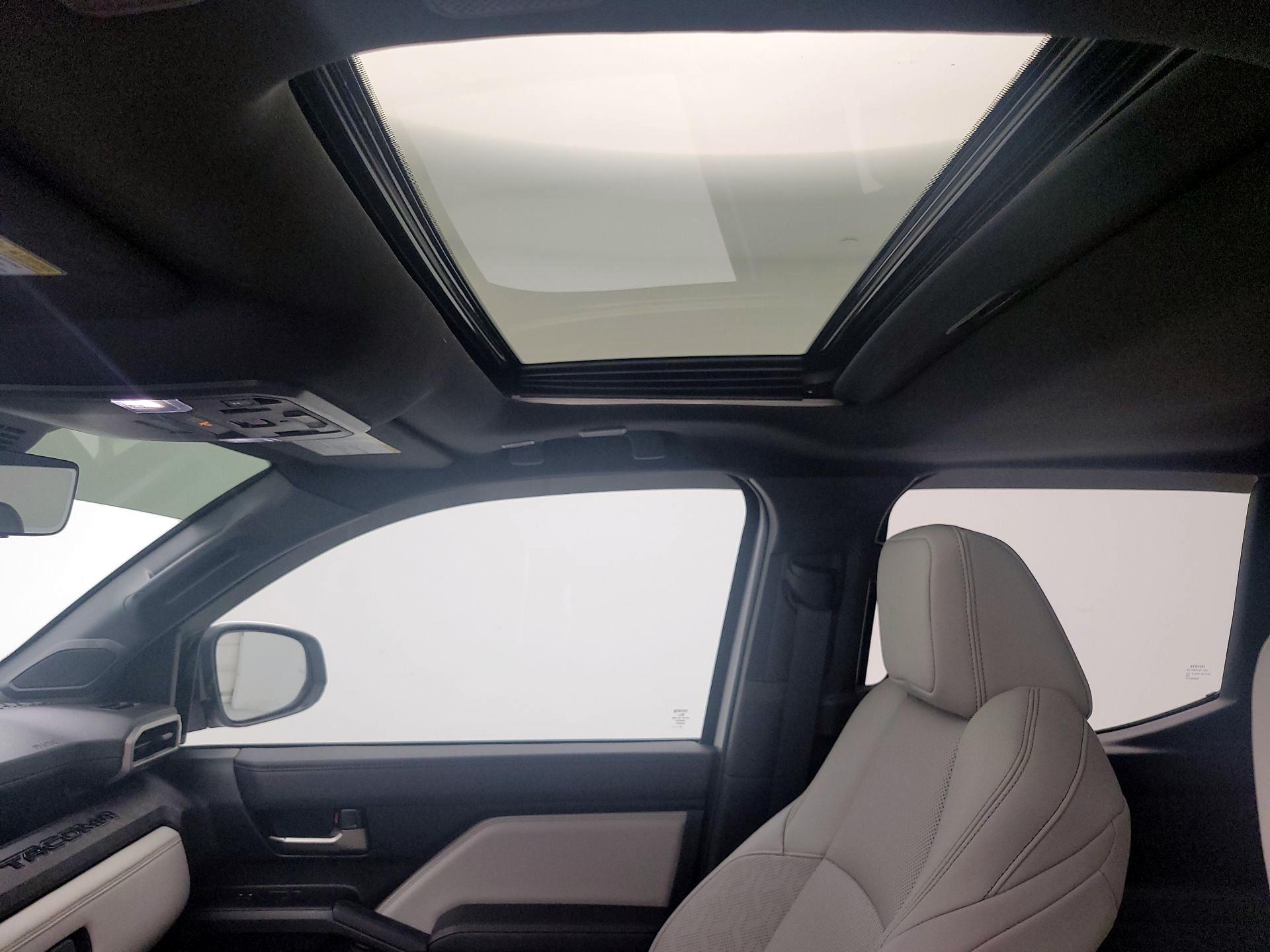 Thumbnail: 2024 Toyota Tacoma - 20