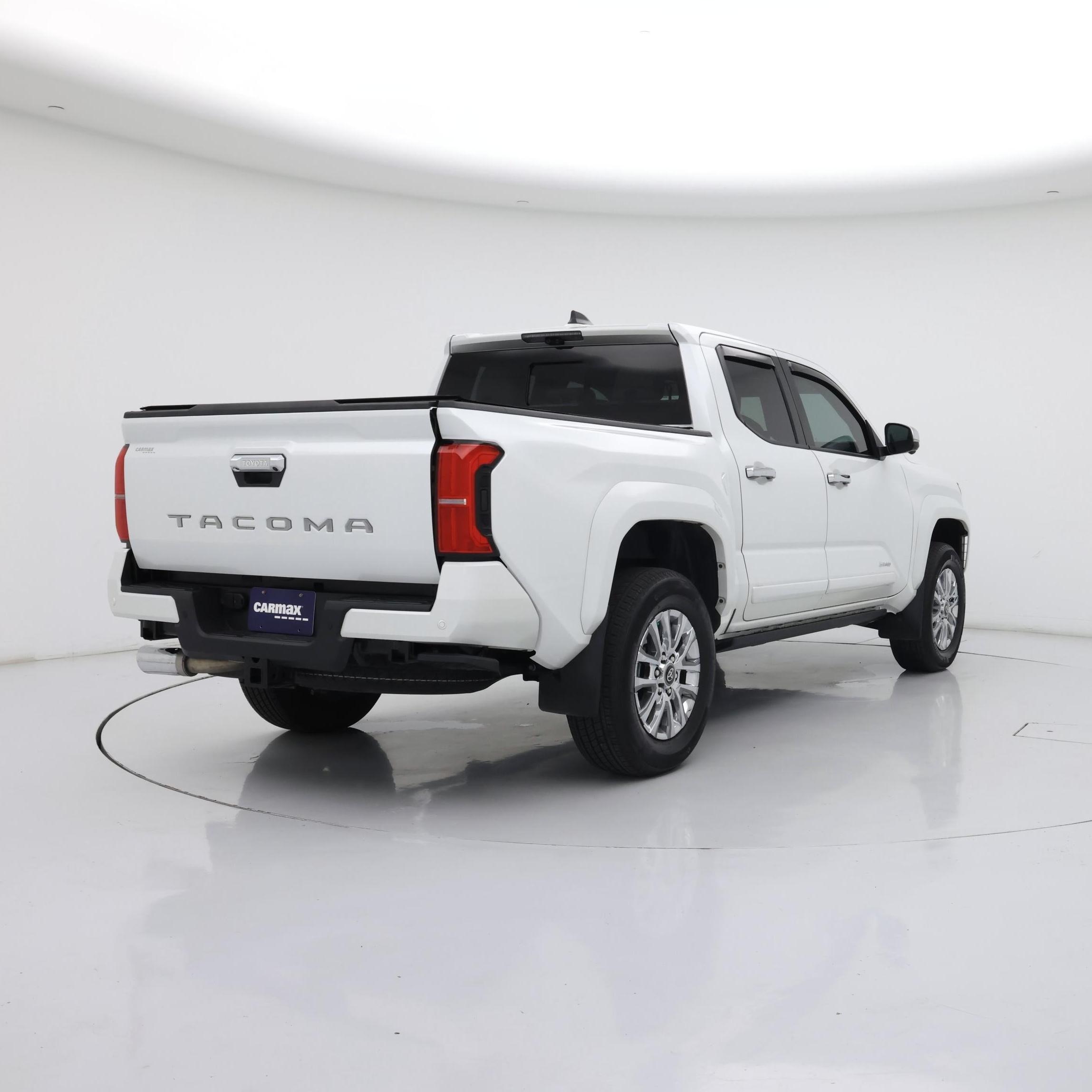 Thumbnail: 2024 Toyota Tacoma - 8