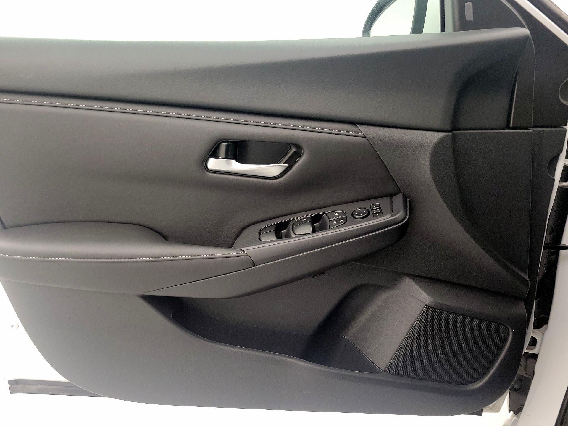 Thumbnail: 2024 Nissan Sentra - 12