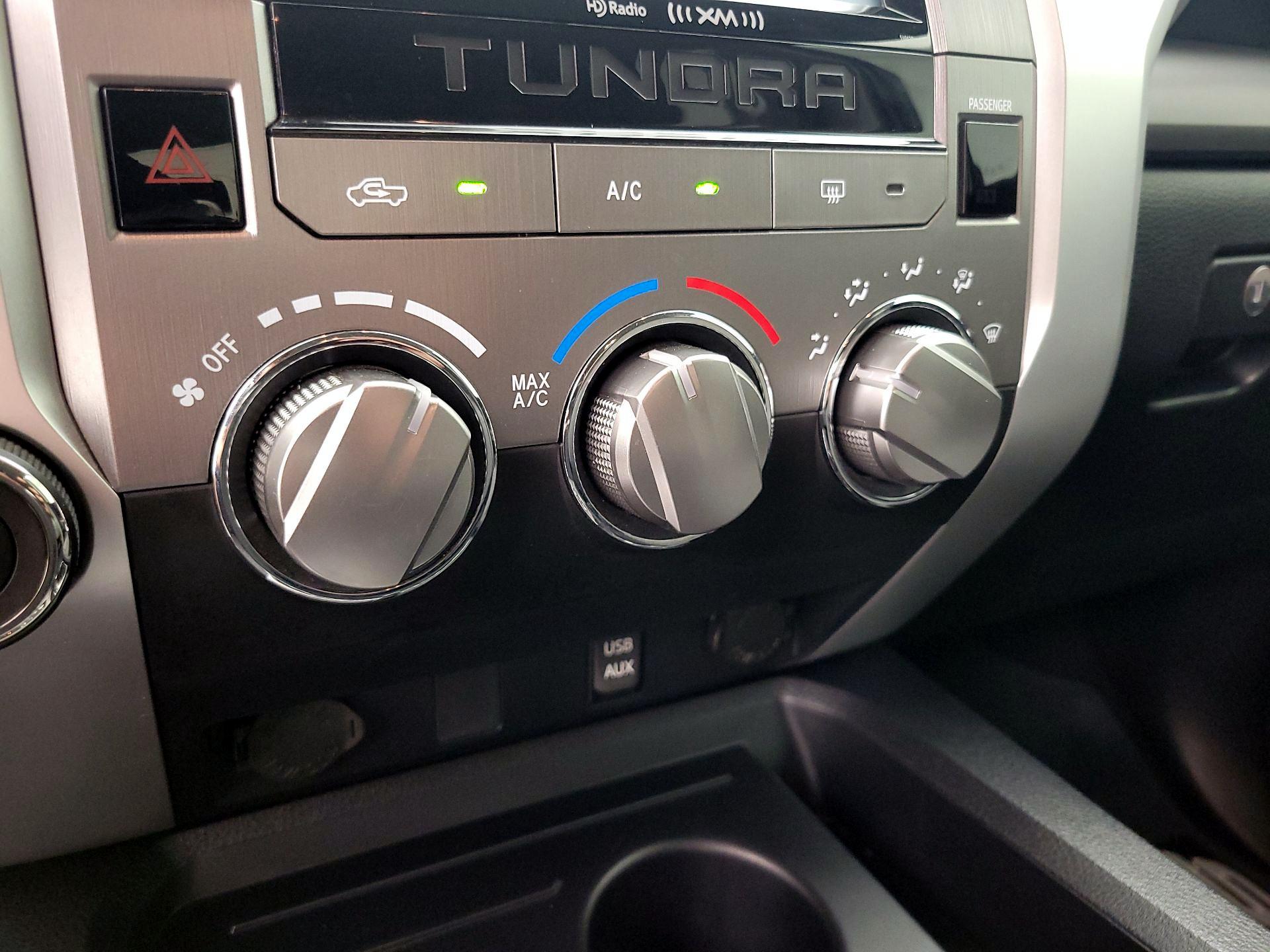 Thumbnail: 2016 Toyota Tundra - 17