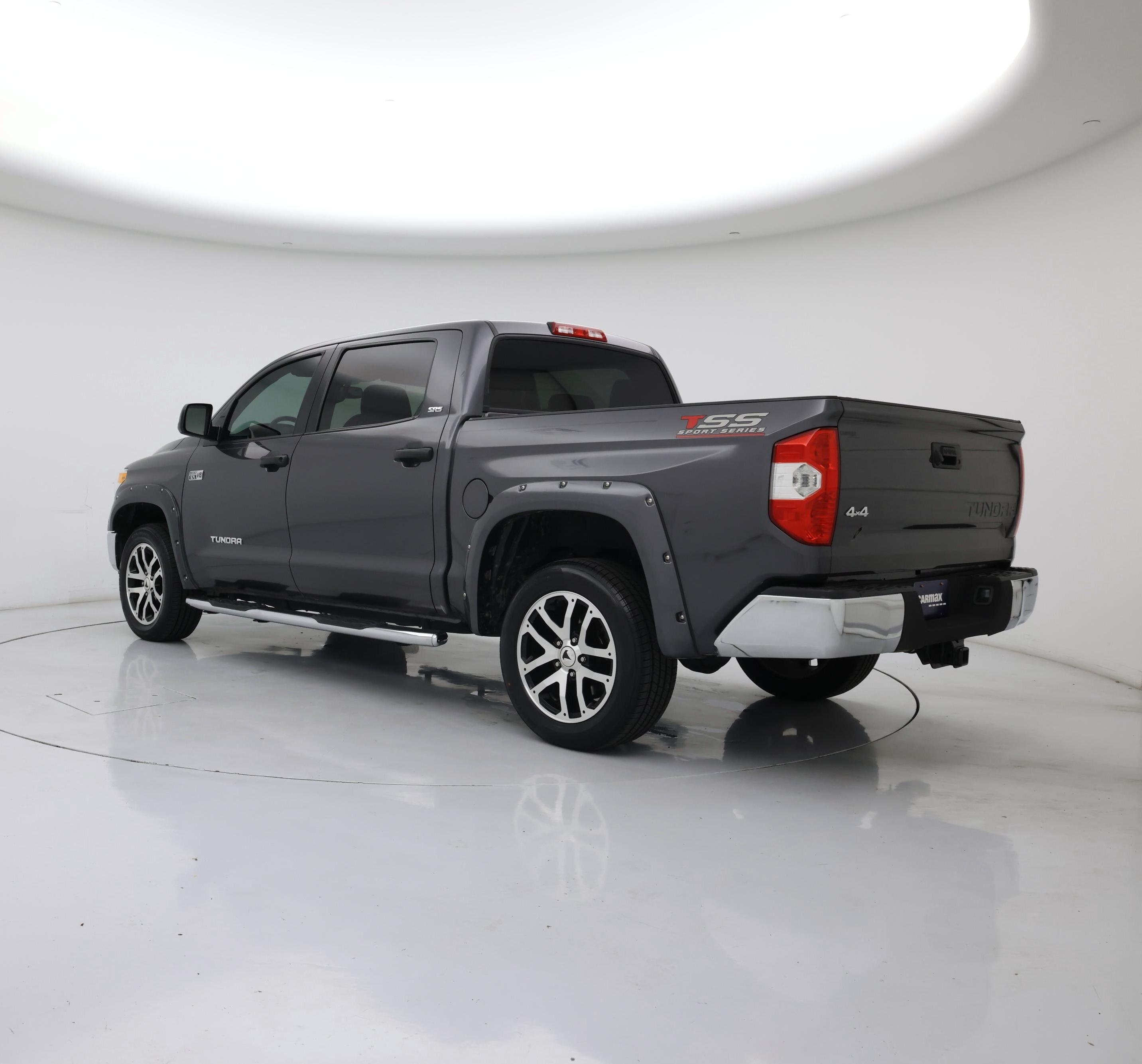 Thumbnail: 2016 Toyota Tundra - 2