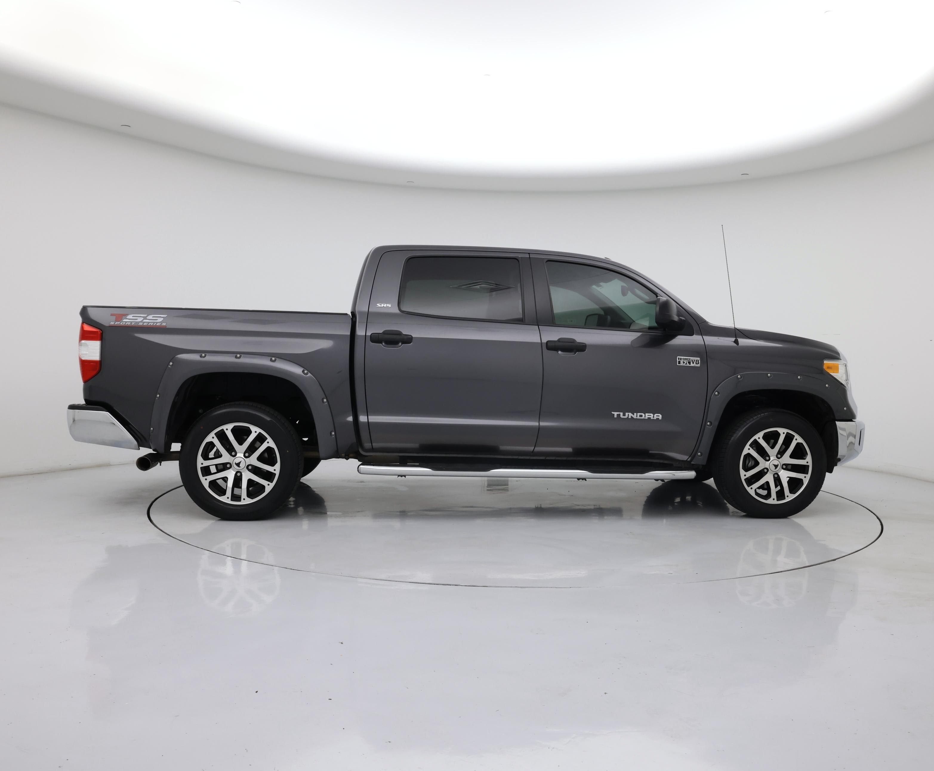 Thumbnail: 2016 Toyota Tundra - 7
