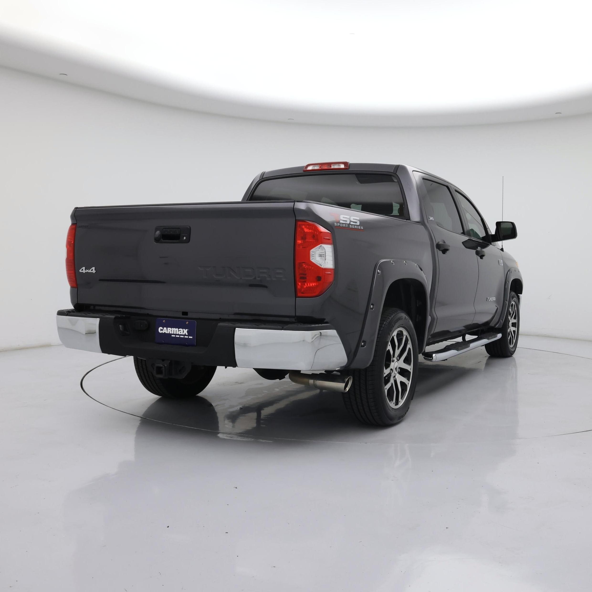 Thumbnail: 2016 Toyota Tundra - 8