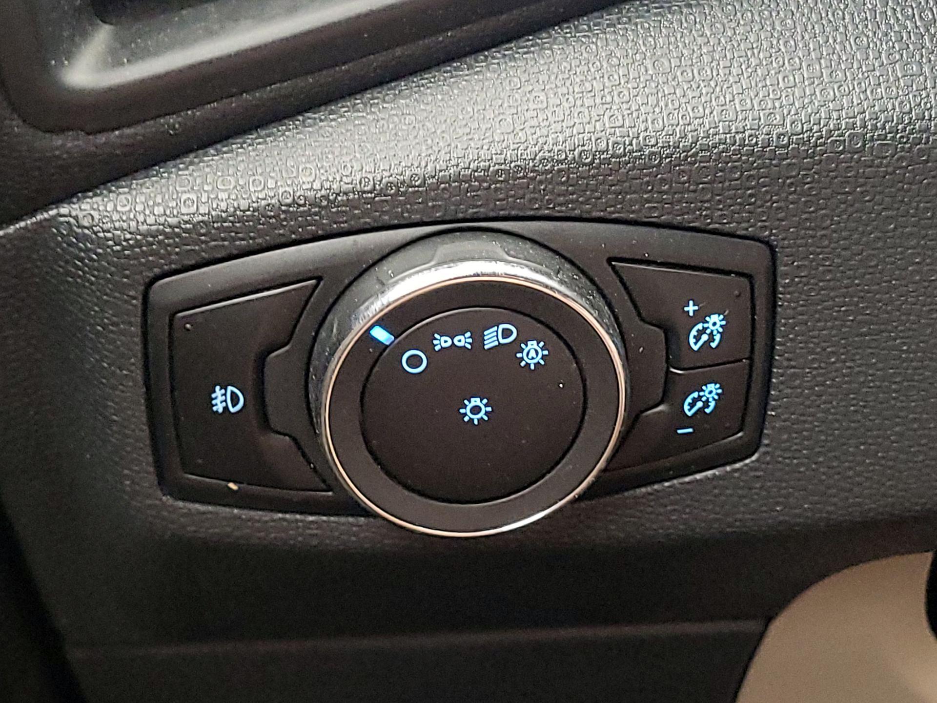 Thumbnail: 2020 Ford EcoSport - 13