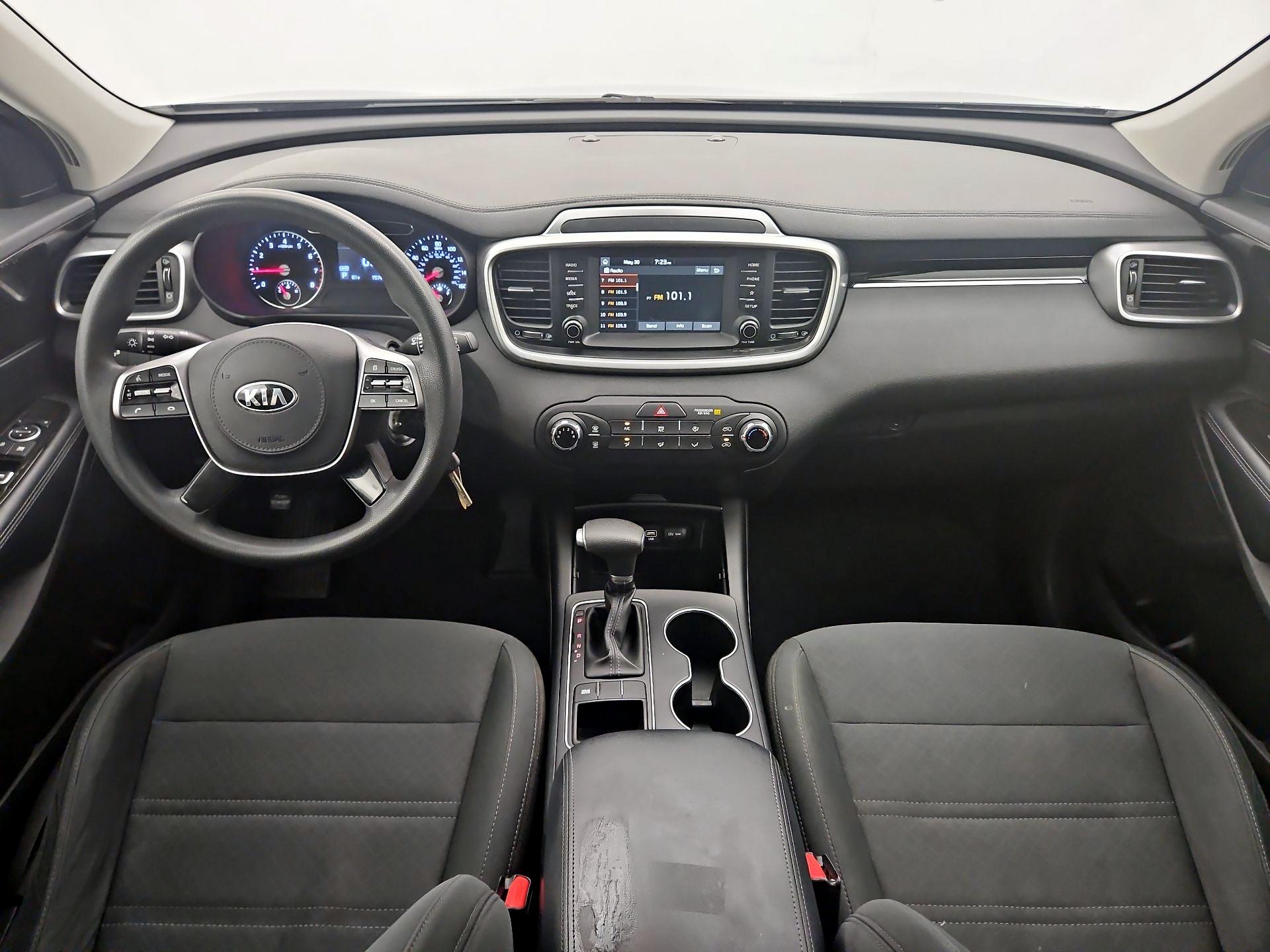 Thumbnail: 2020 Kia Sorento - 9