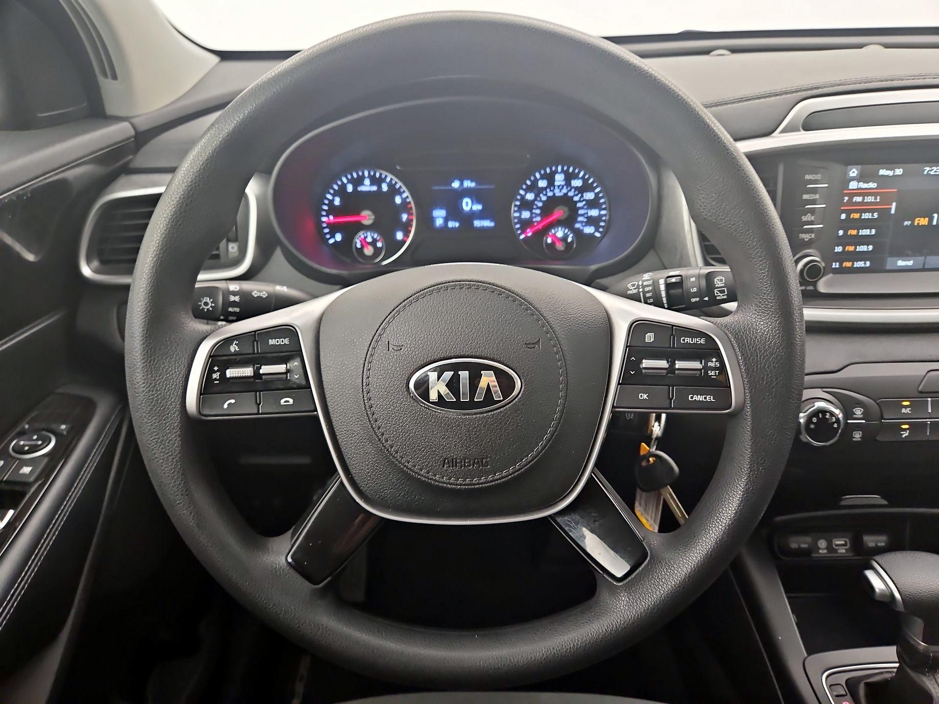 Thumbnail: 2020 Kia Sorento - 10