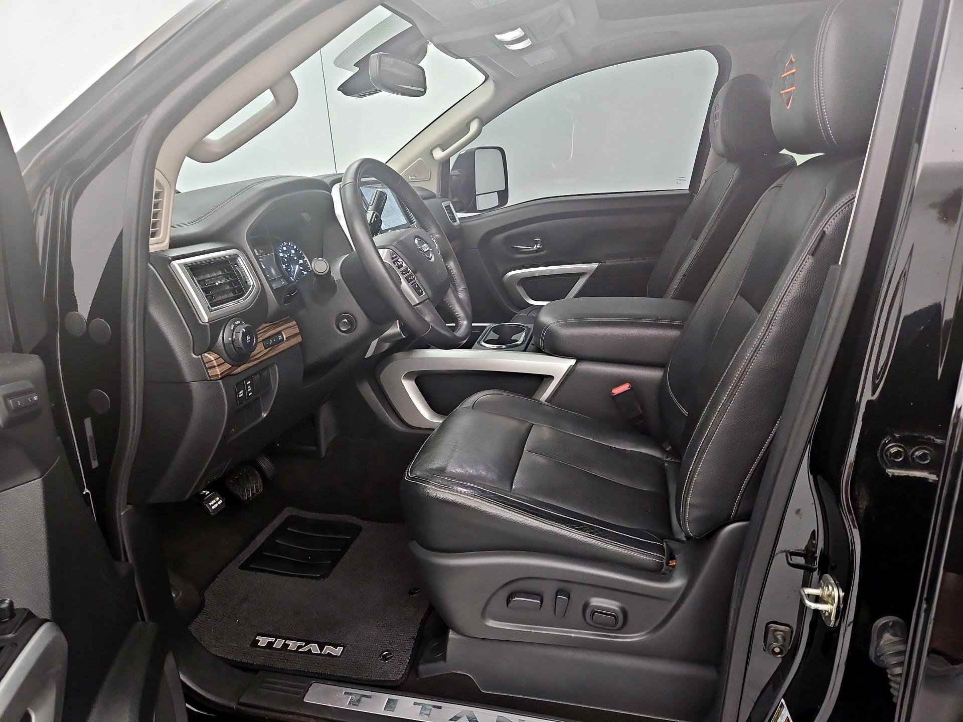 Thumbnail: 2020 Nissan Titan - 11