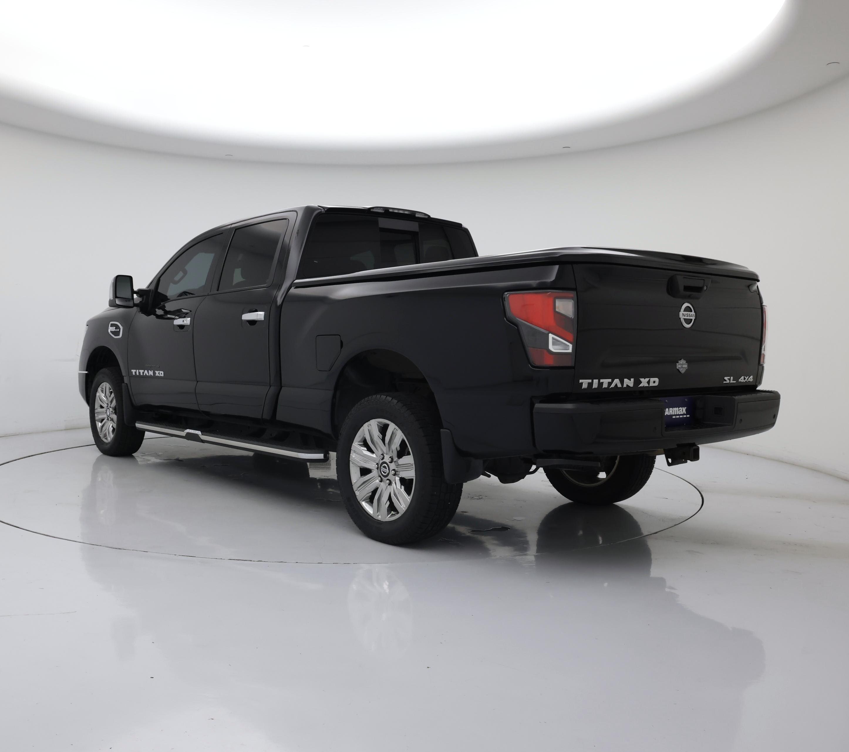 Thumbnail: 2020 Nissan Titan - 2