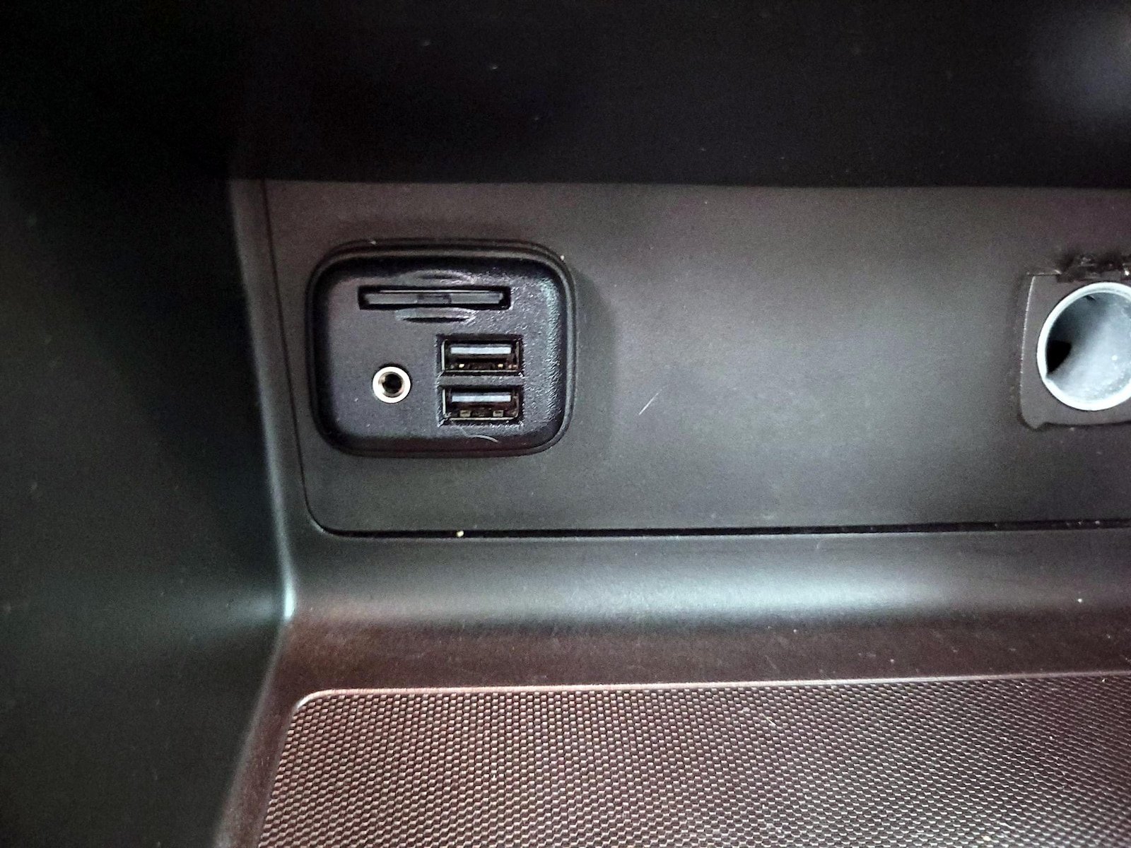 2022 Chevrolet Colorado ZR2 - Photo 20