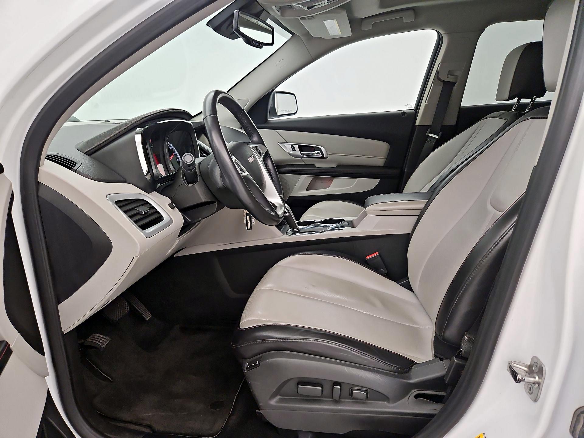 Thumbnail: 2015 GMC Terrain - 11