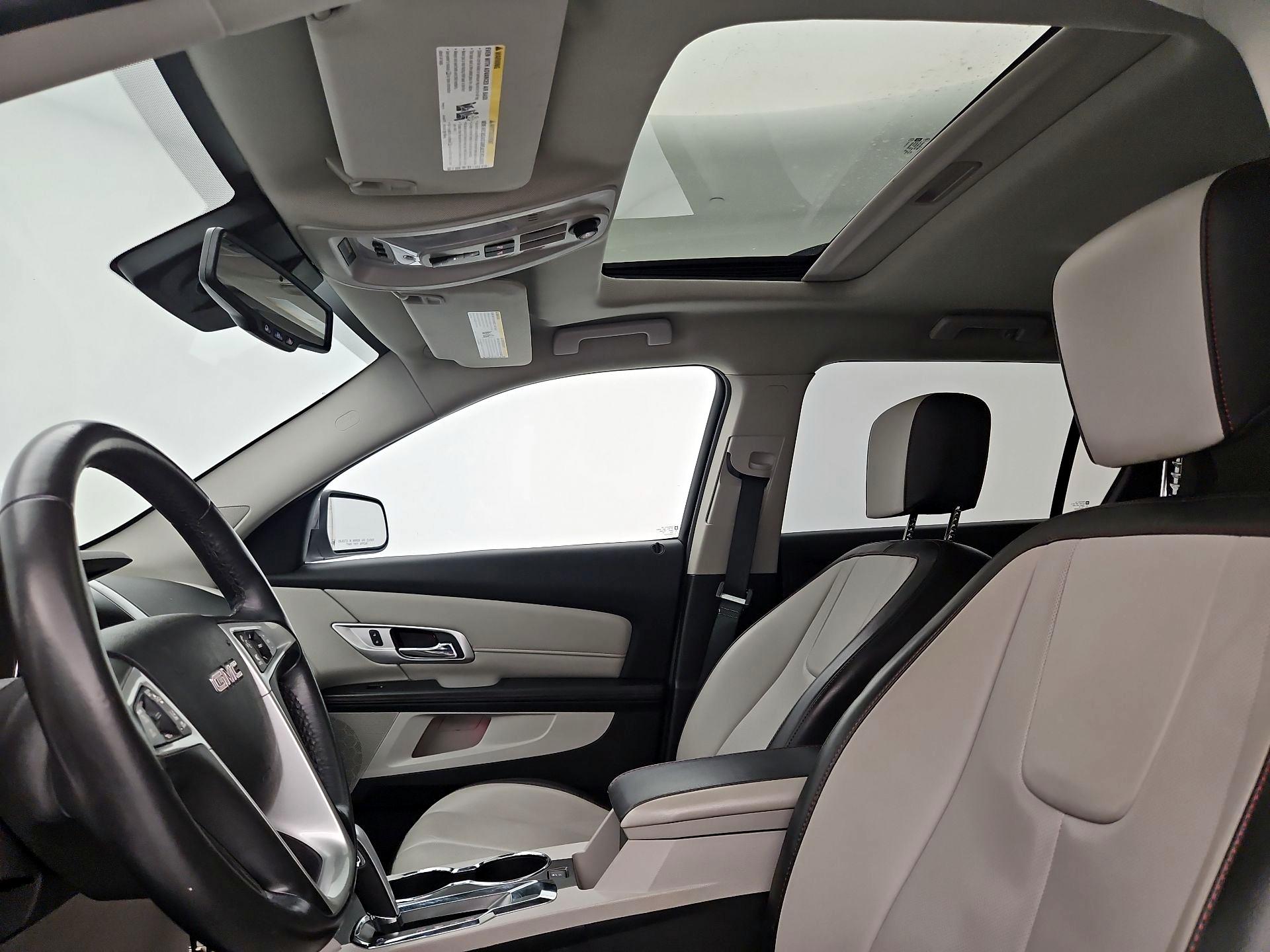 Thumbnail: 2015 GMC Terrain - 17