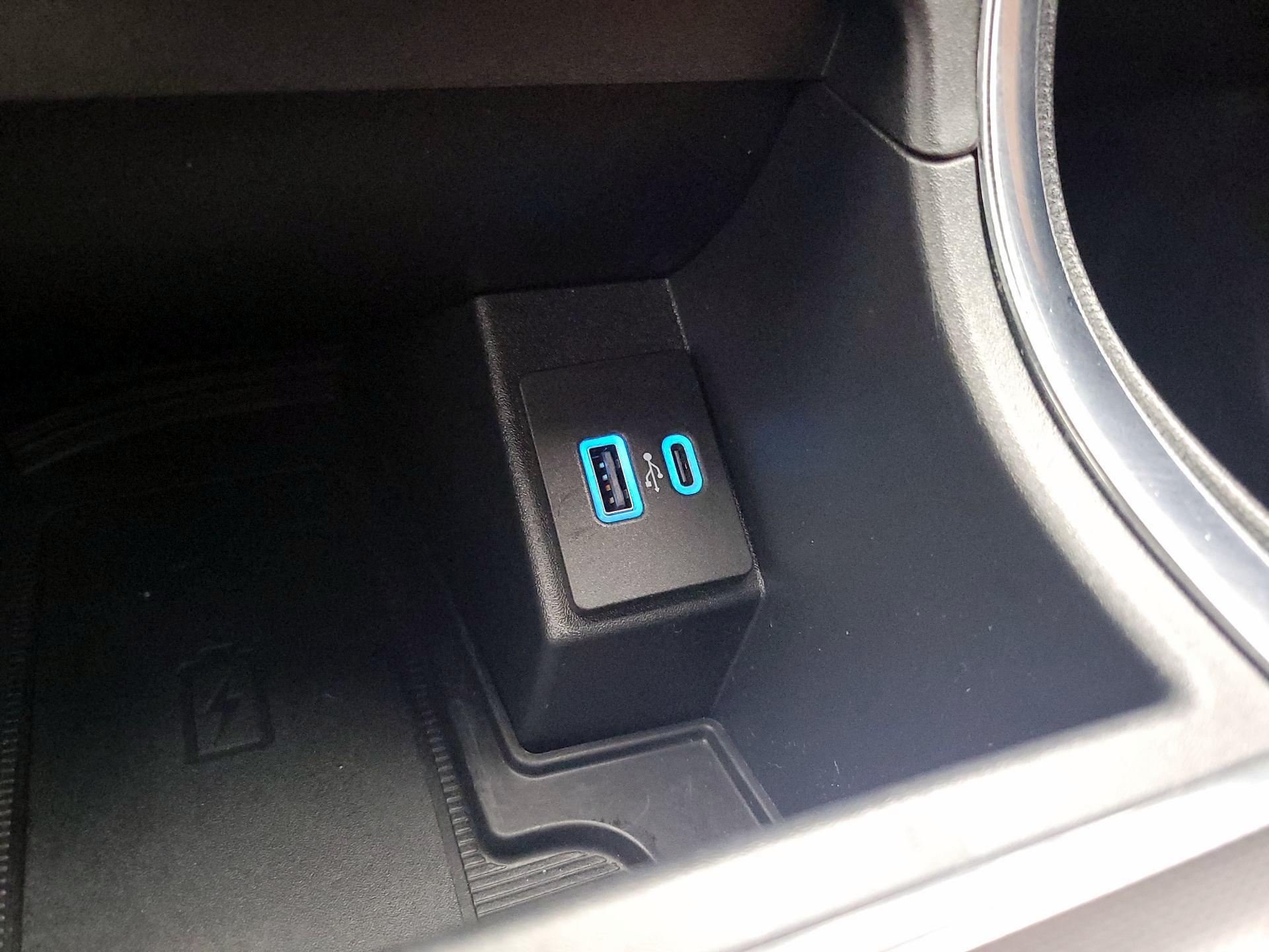 Thumbnail: 2024 Ford Edge - 19