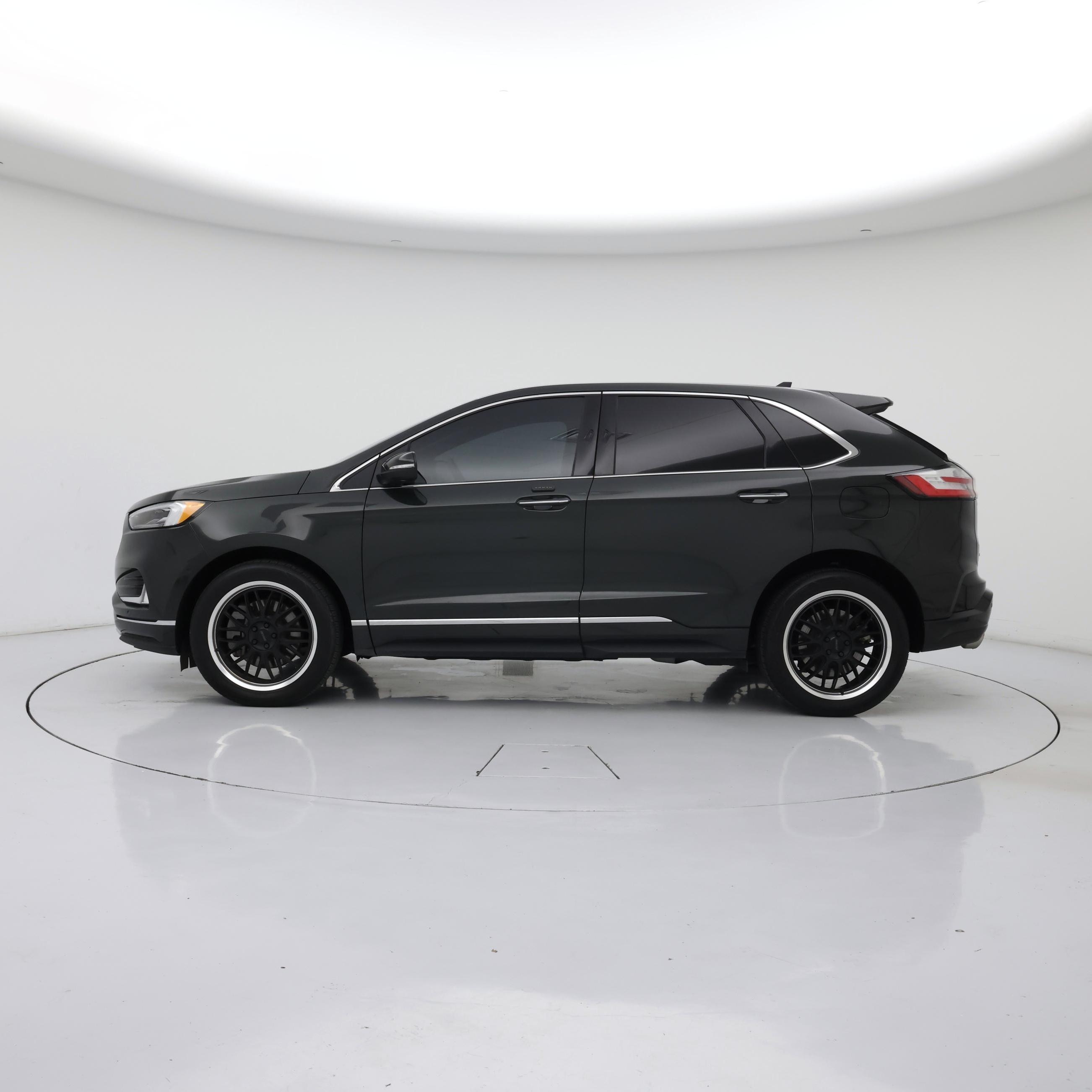 Thumbnail: 2024 Ford Edge - 3
